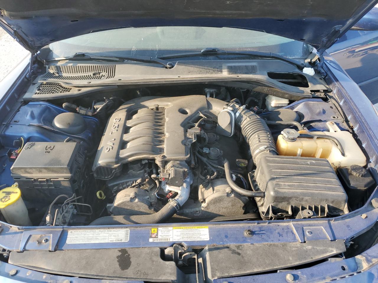 2010 DODGE CHARGER