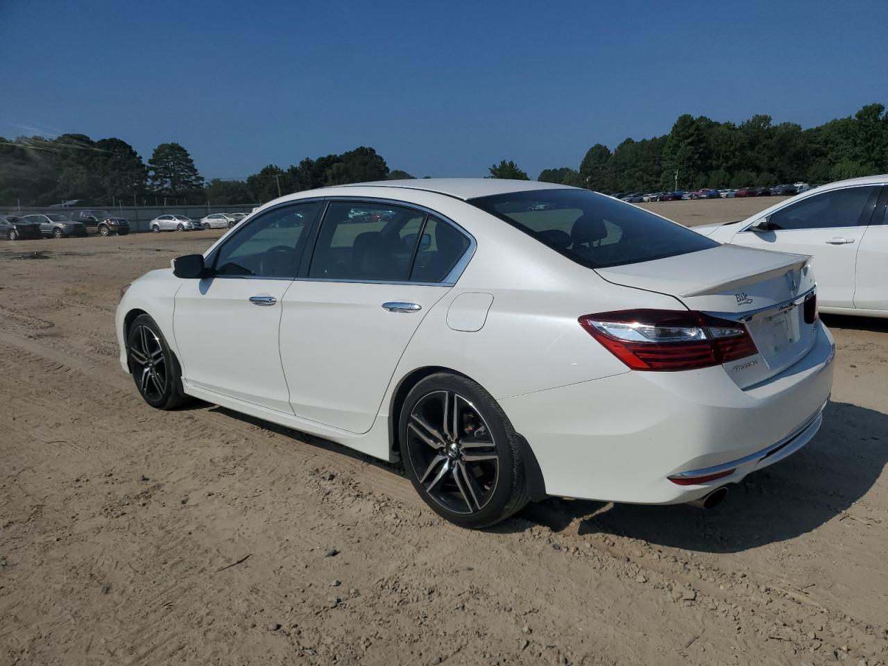 2017 HONDA ACCORD