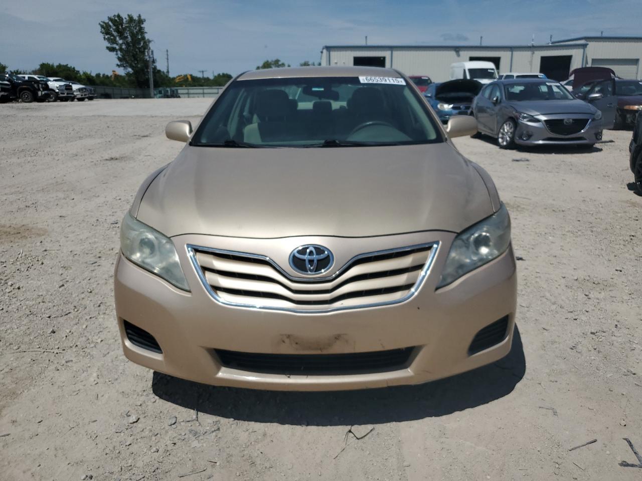 2011 TOYOTA CAMRY