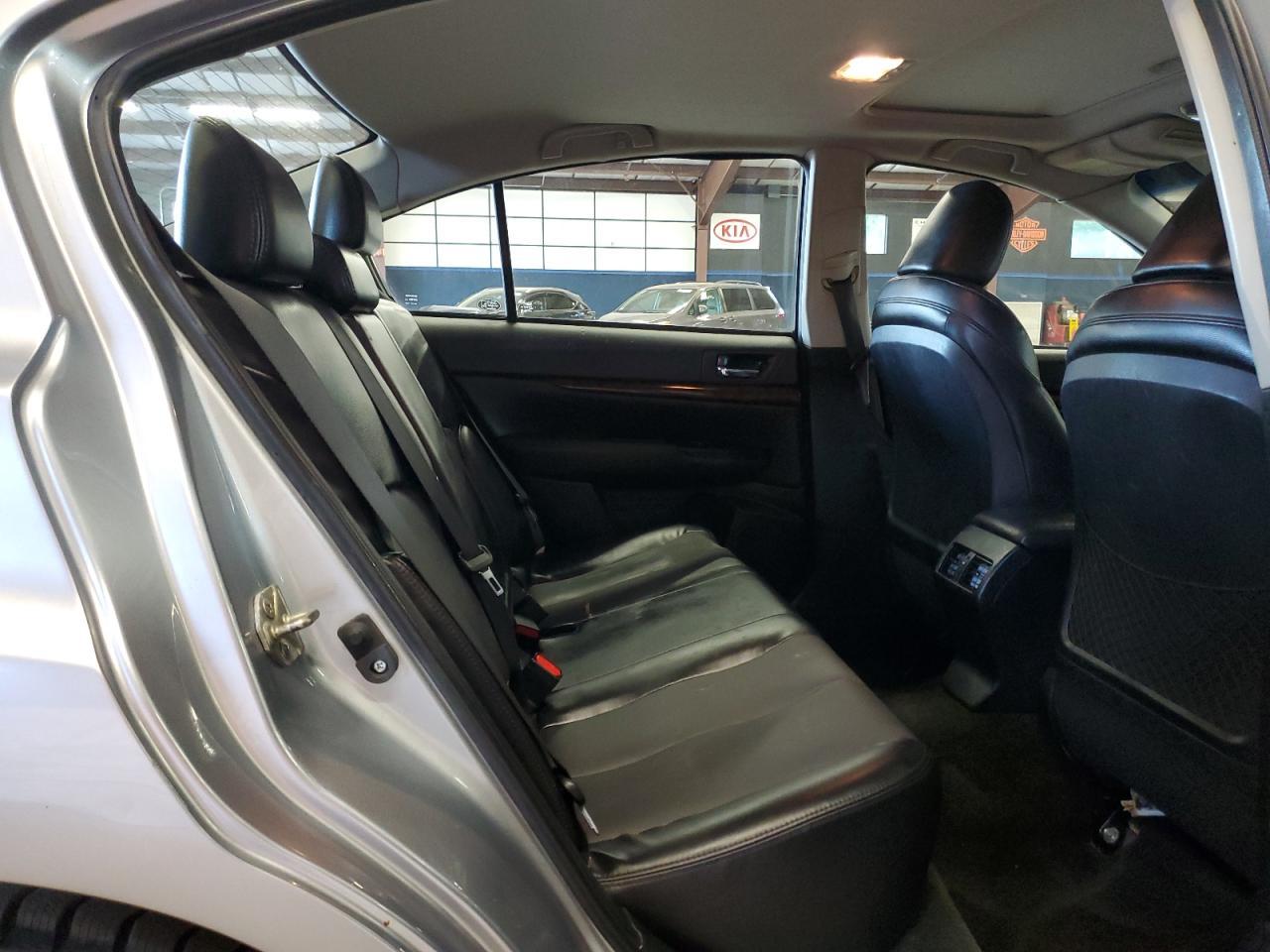 2013 SUBARU Legacy