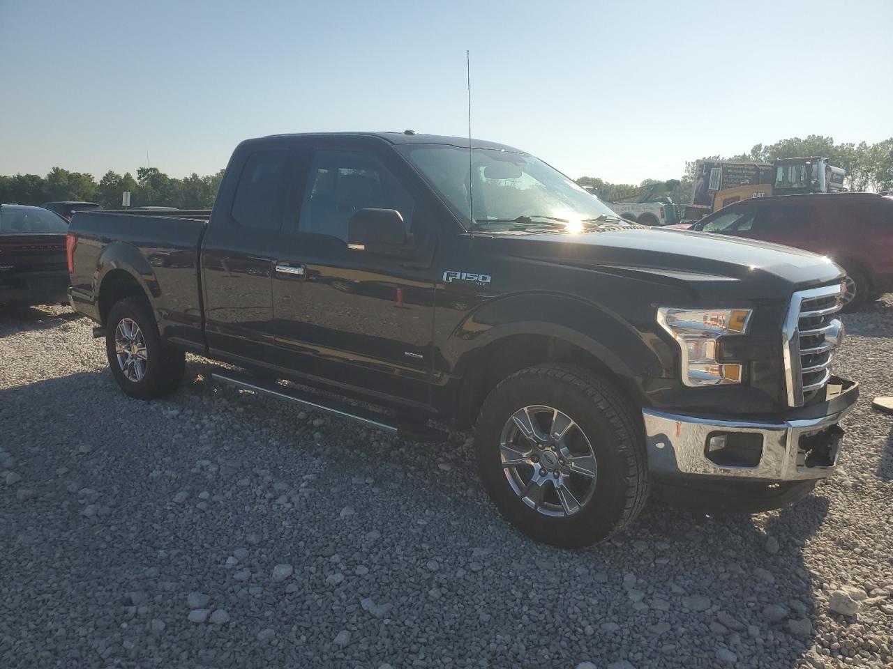 2015 FORD F-150