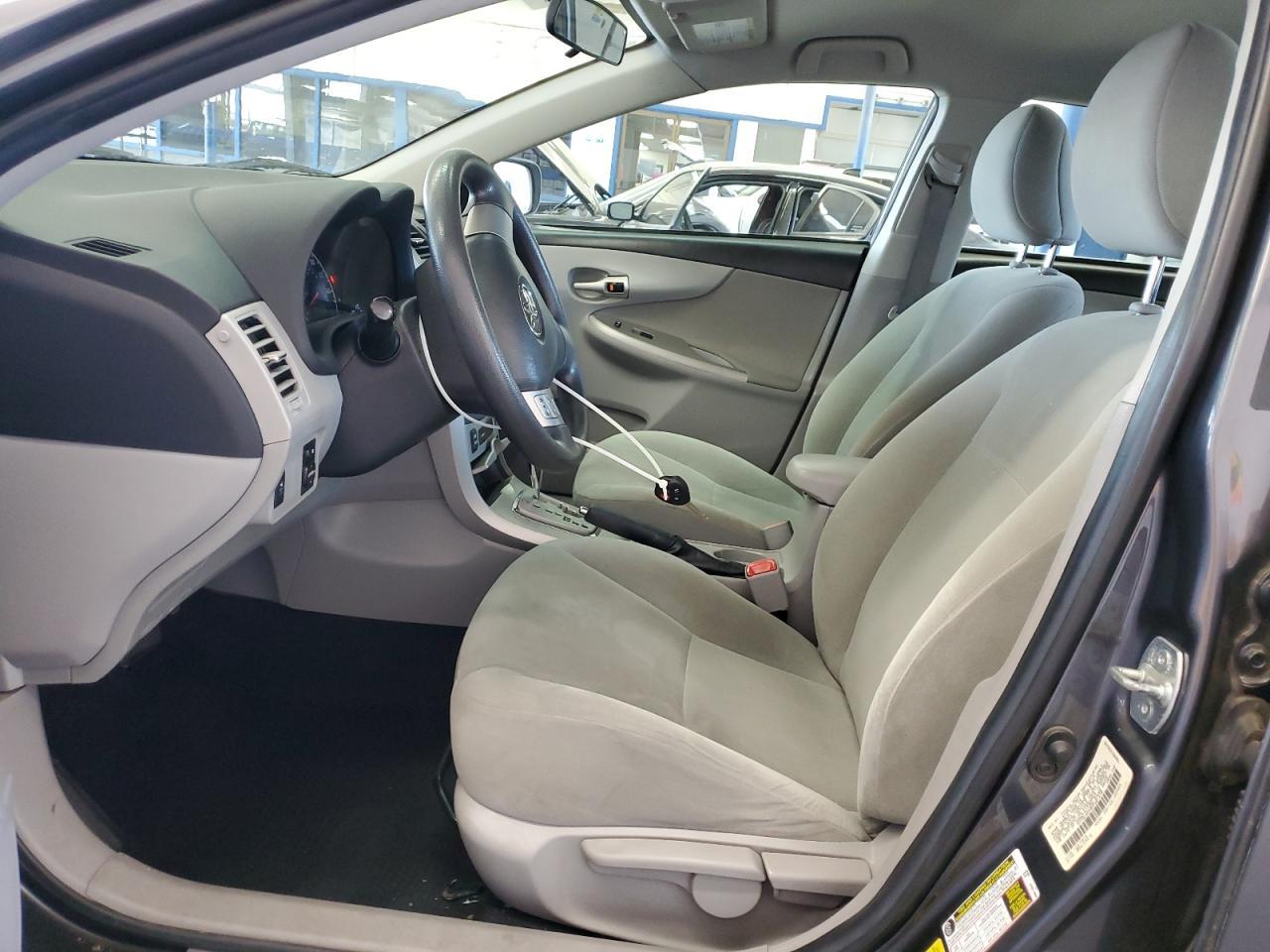 2013 TOYOTA COROLLA