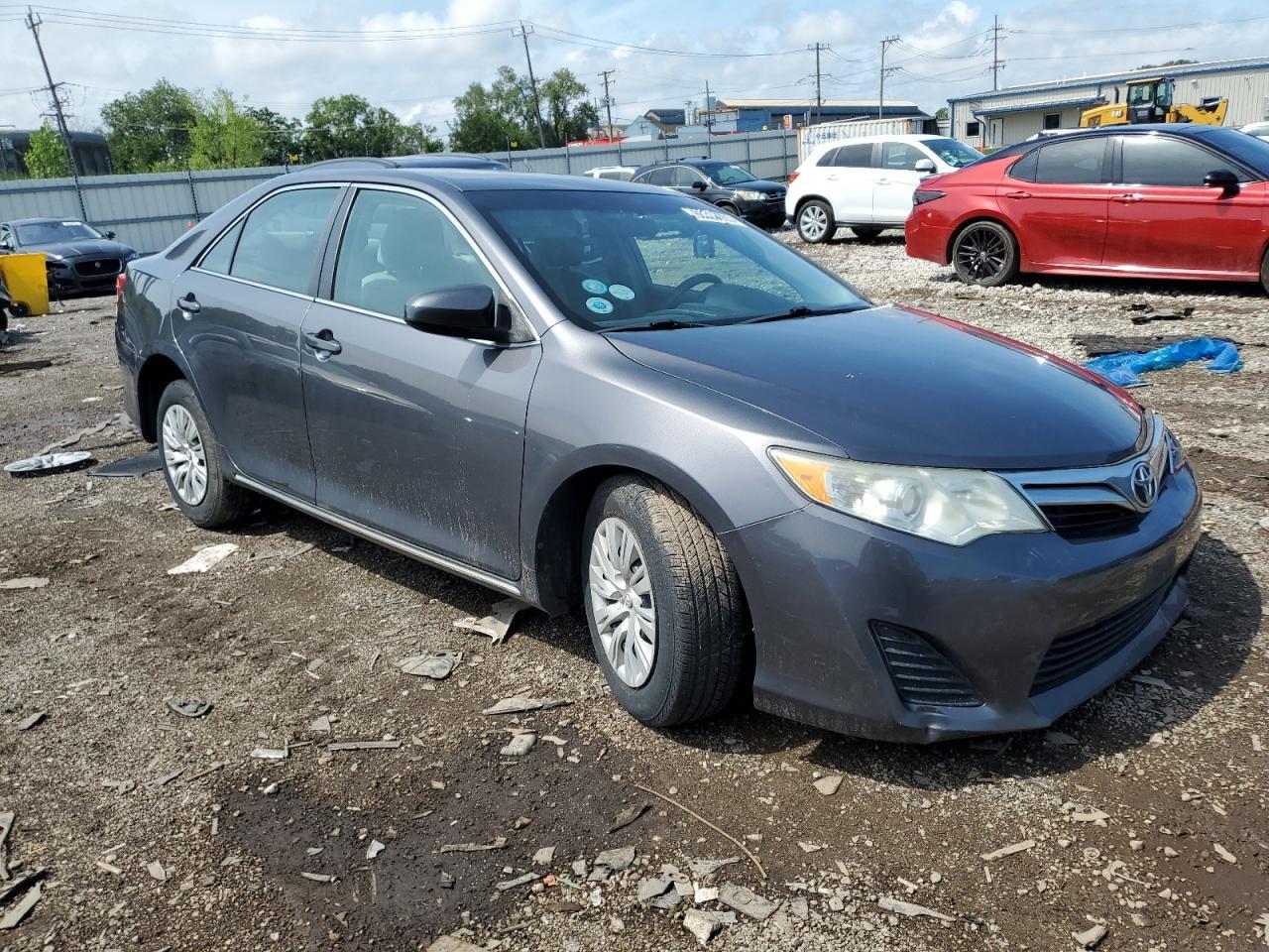 2014 TOYOTA CAMRY