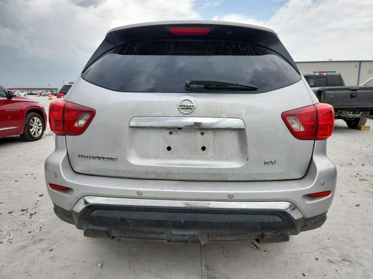2017 NISSAN PATHFINDER