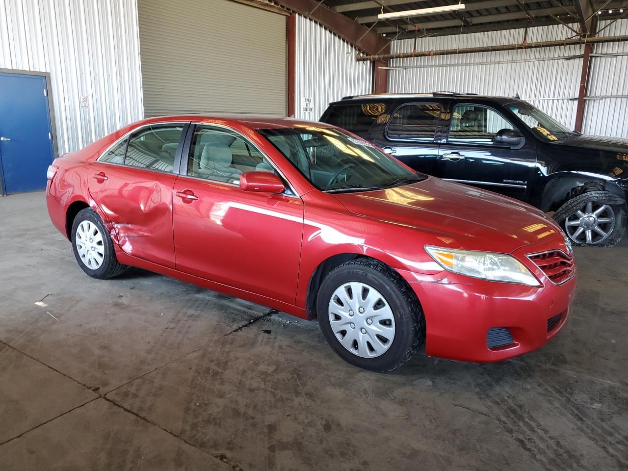 2011 TOYOTA CAMRY