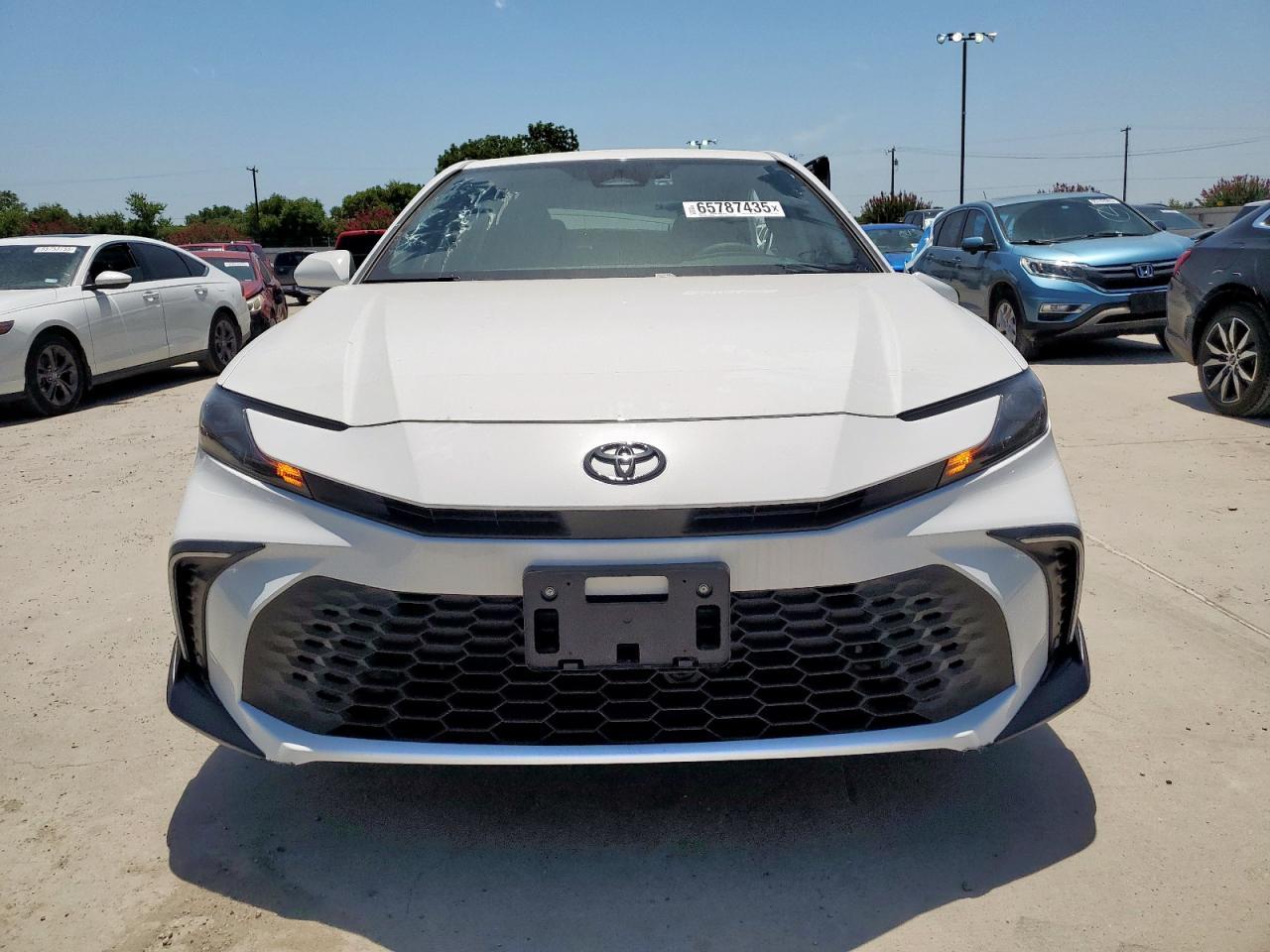 2025 TOYOTA CAMRY