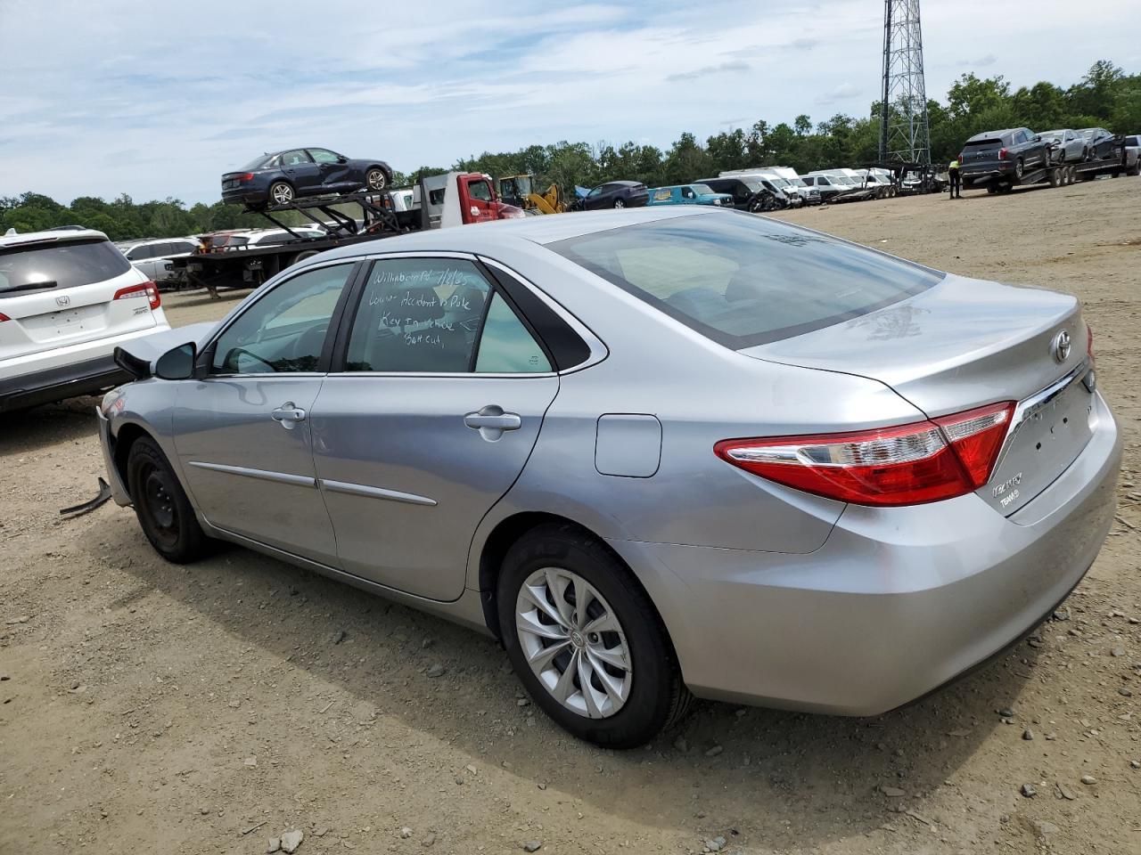 2017 TOYOTA CAMRY