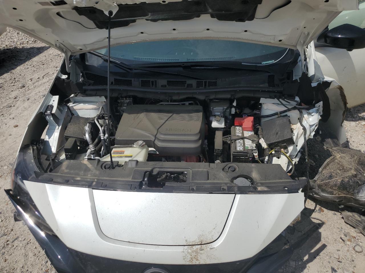 2025 NISSAN LEAF