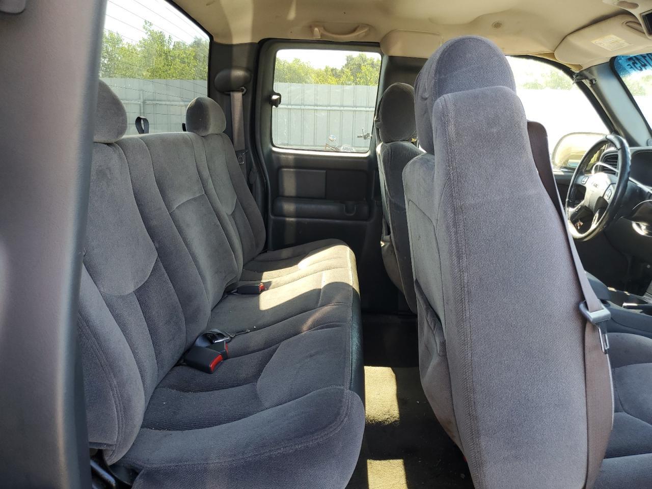 2003 GMC Sierra