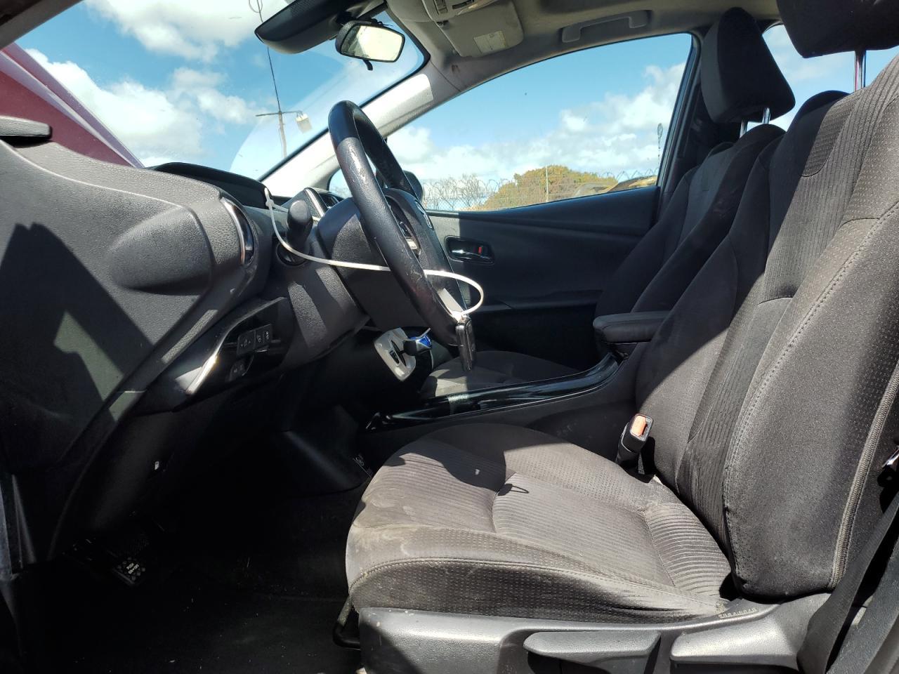 2017 TOYOTA PRIUS