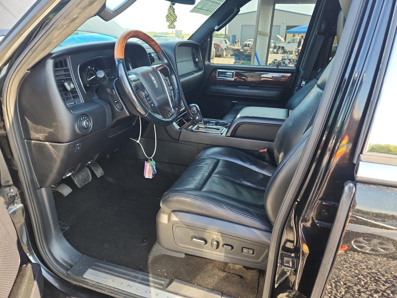 2015 LINCOLN Navigator