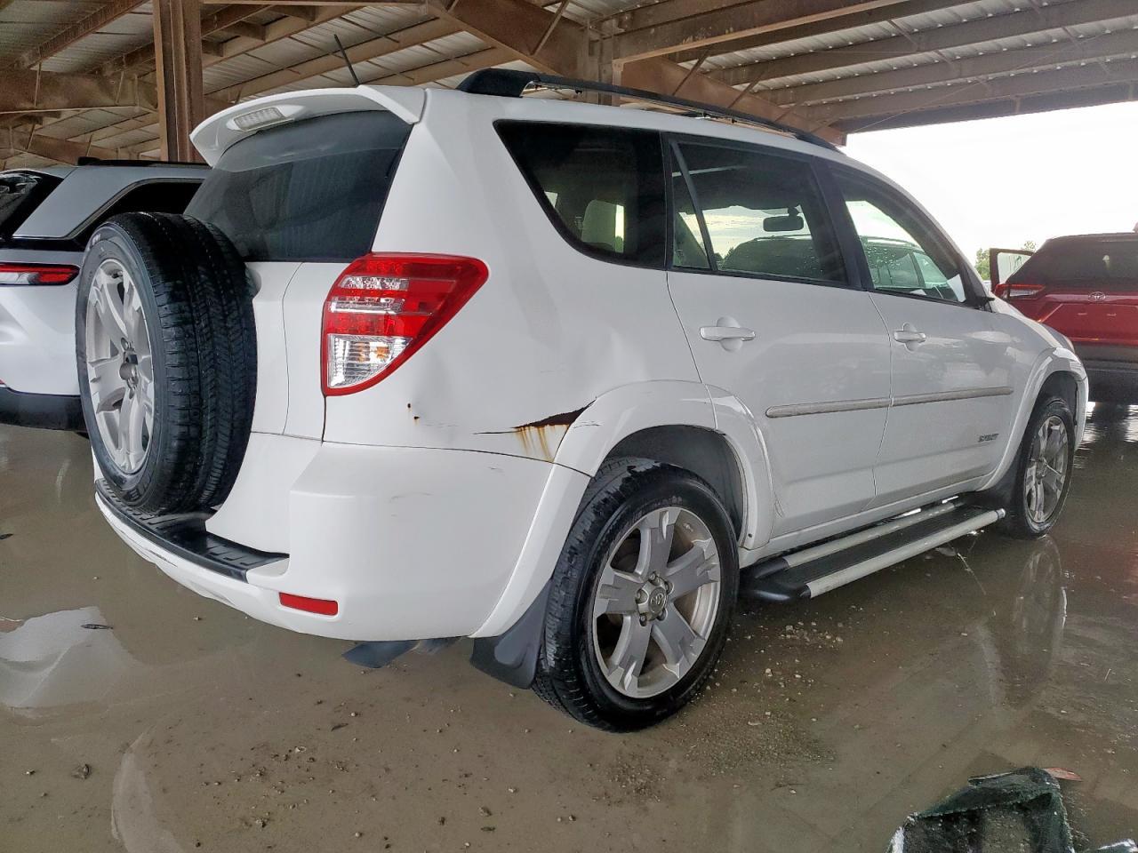2009 TOYOTA RAV4