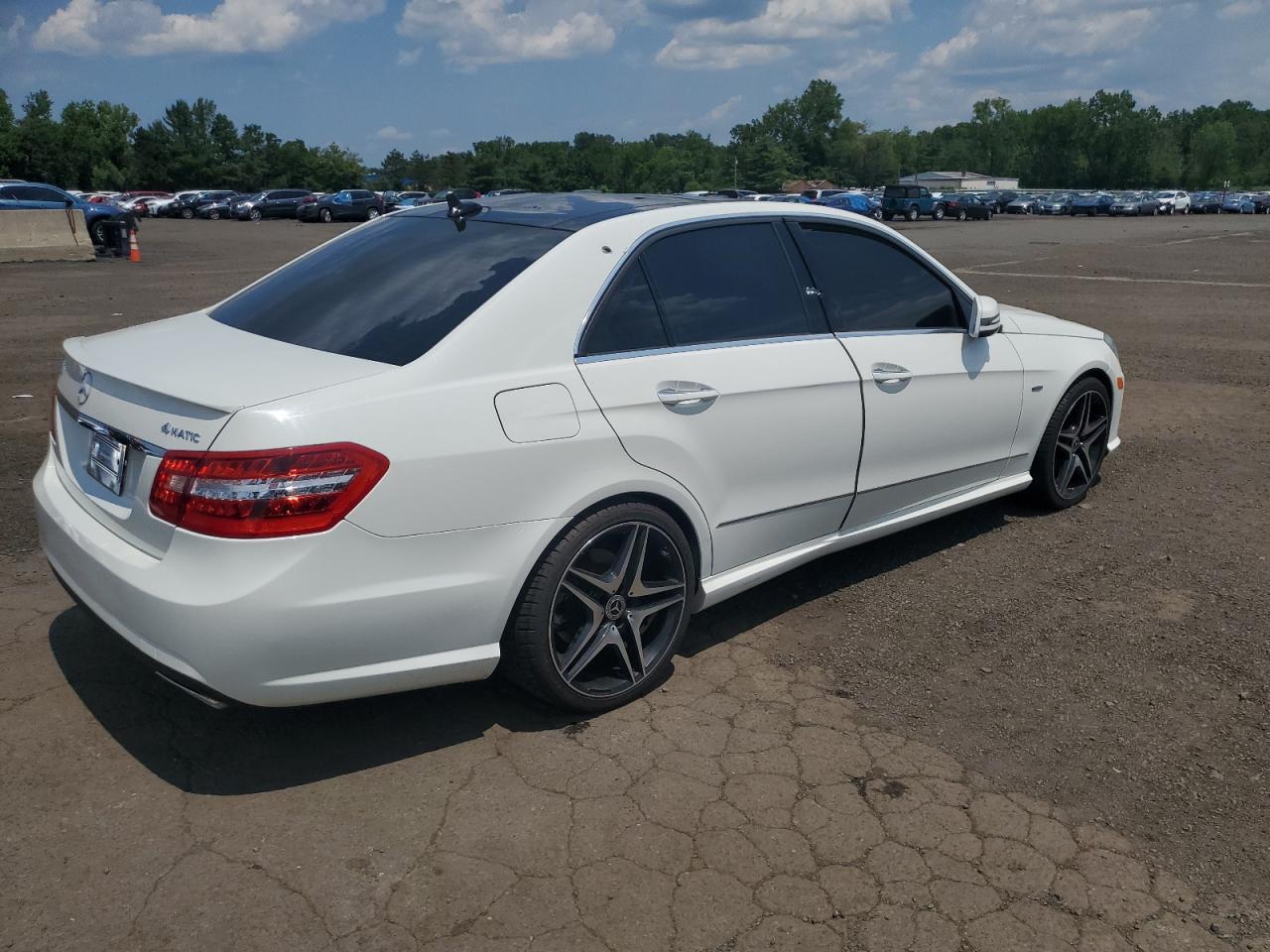 2012 MERCEDES-BENZ E-Class