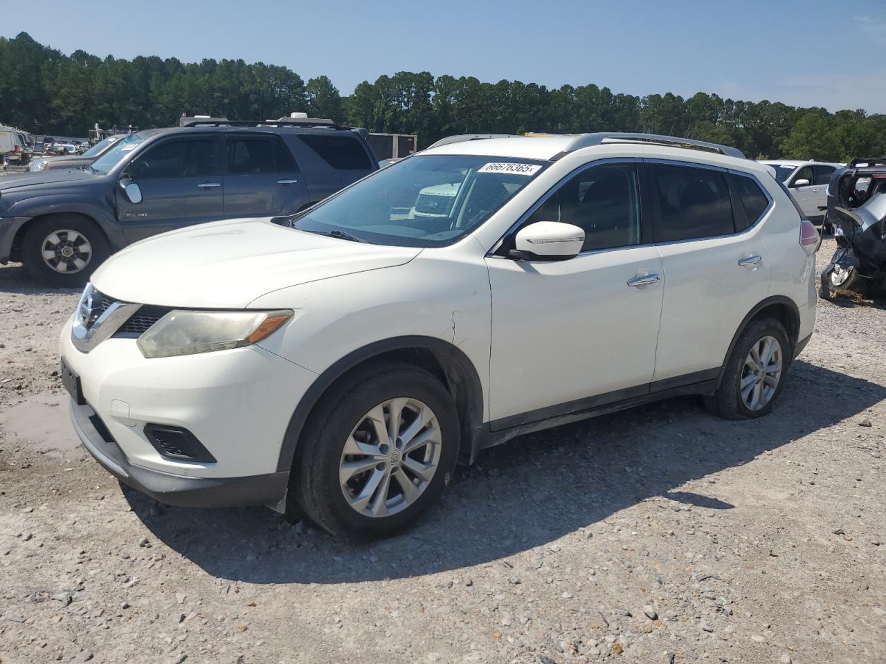 2015 NISSAN ROGUE