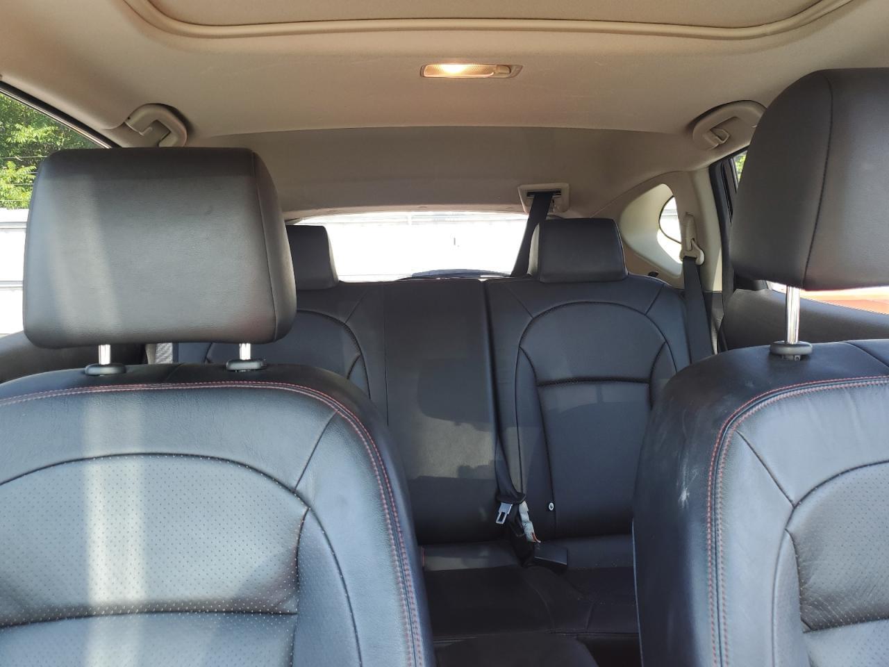 2011 NISSAN ROGUE