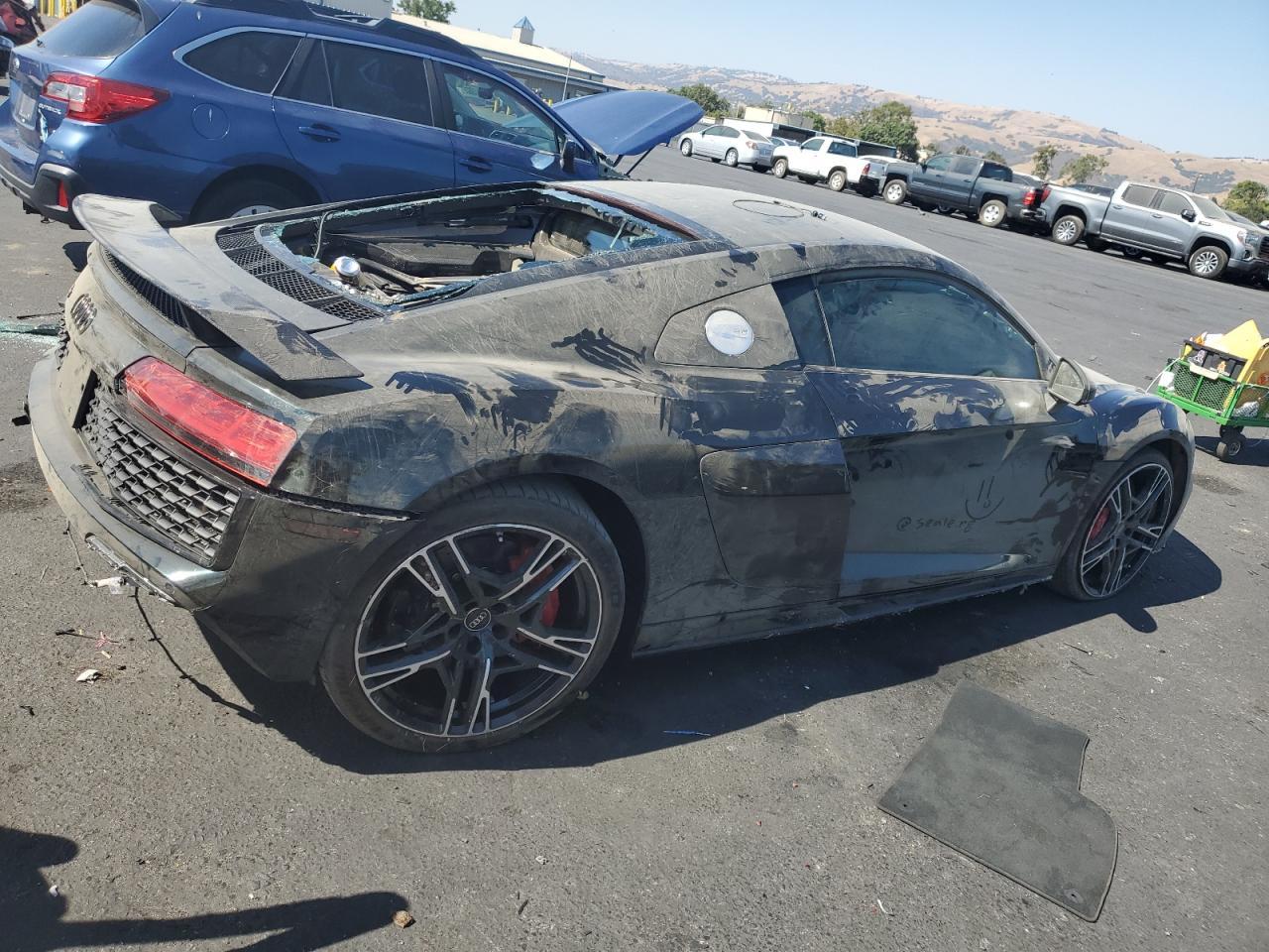 2021 AUDI R8