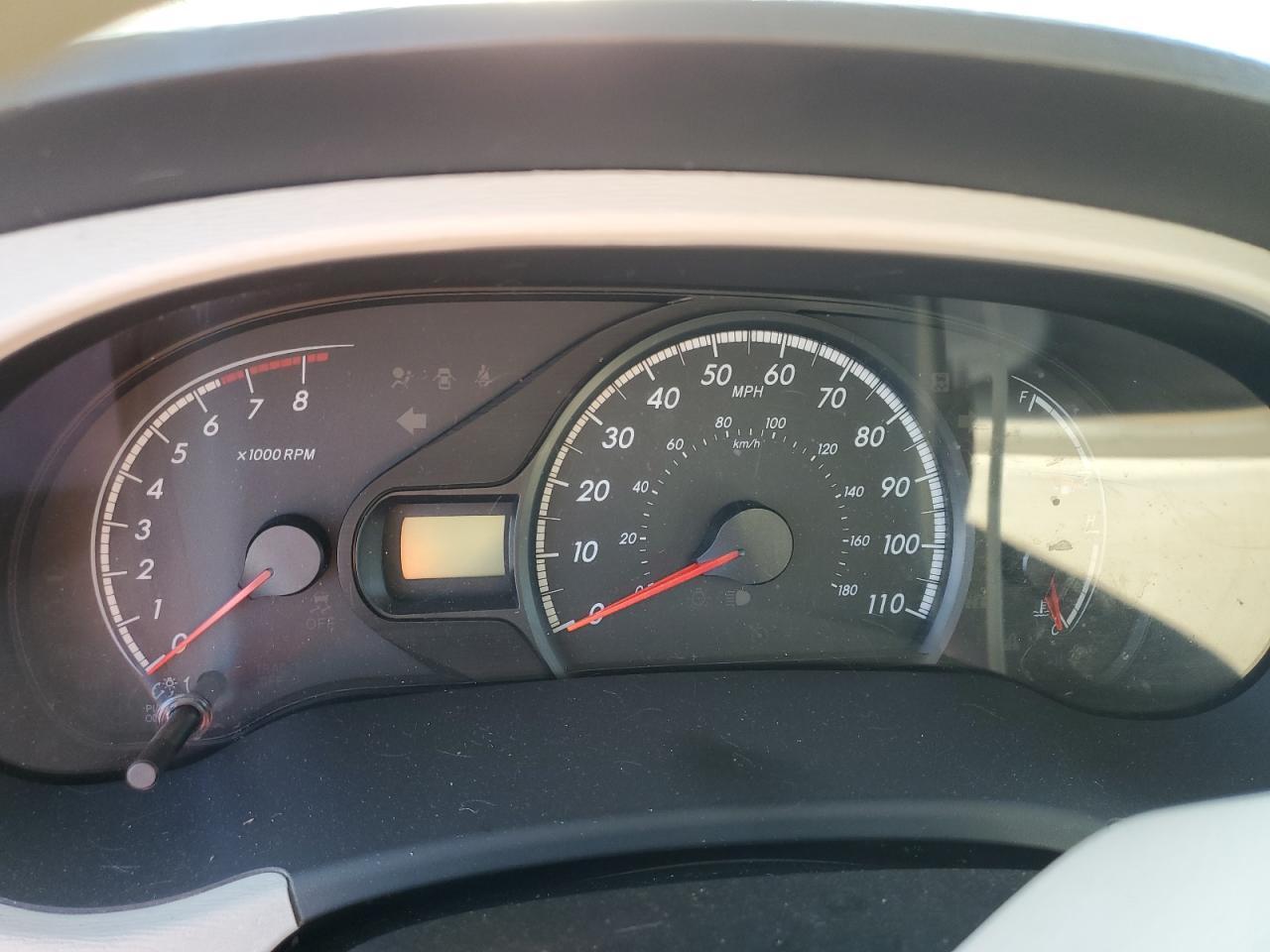 2012 TOYOTA SIENNA