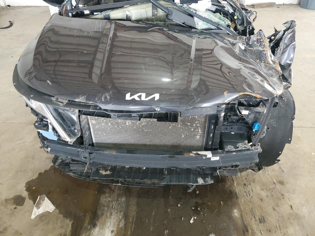 2022 KIA Carnival