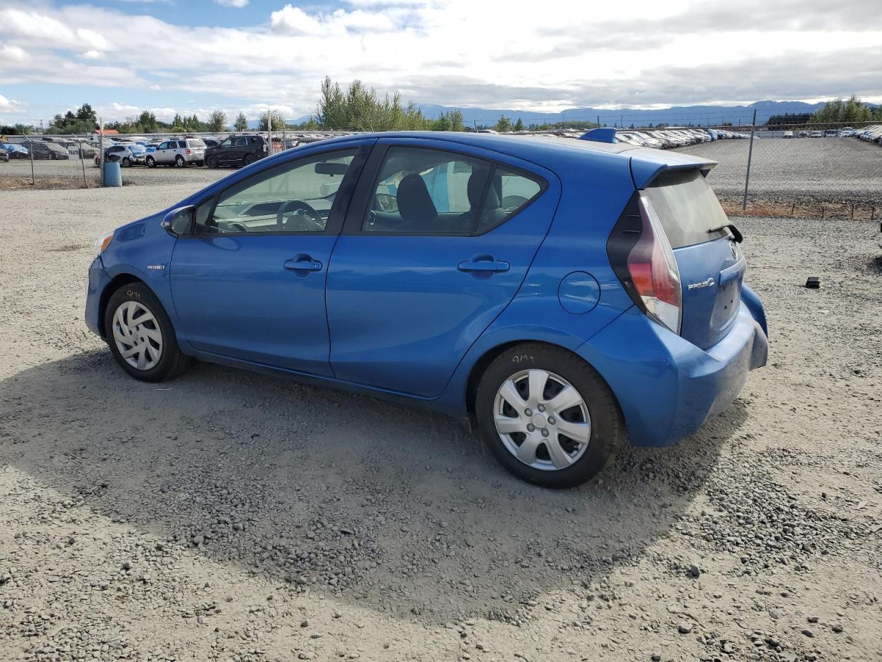 2015 TOYOTA Prius c