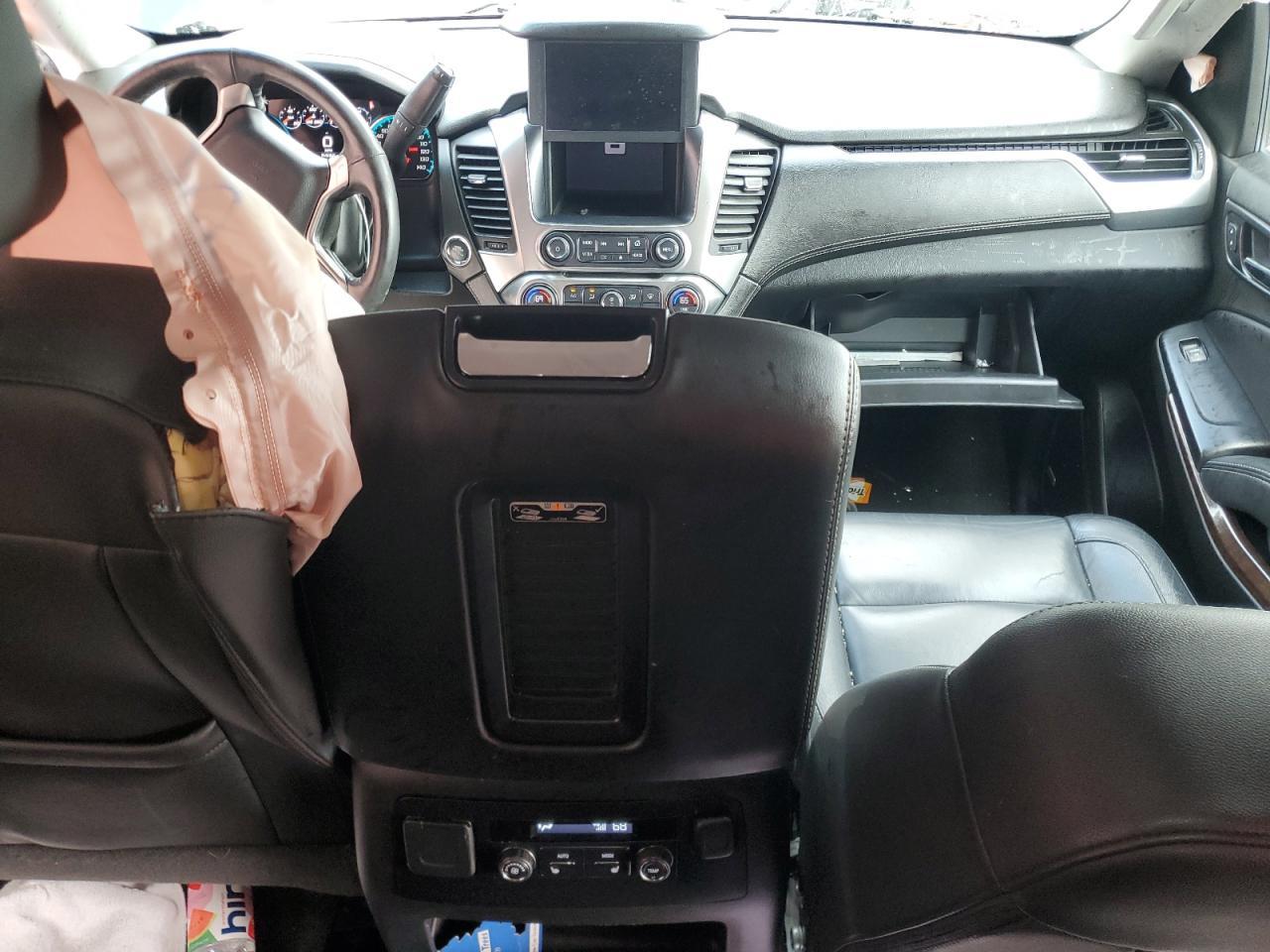 2017 CHEVROLET Suburban
