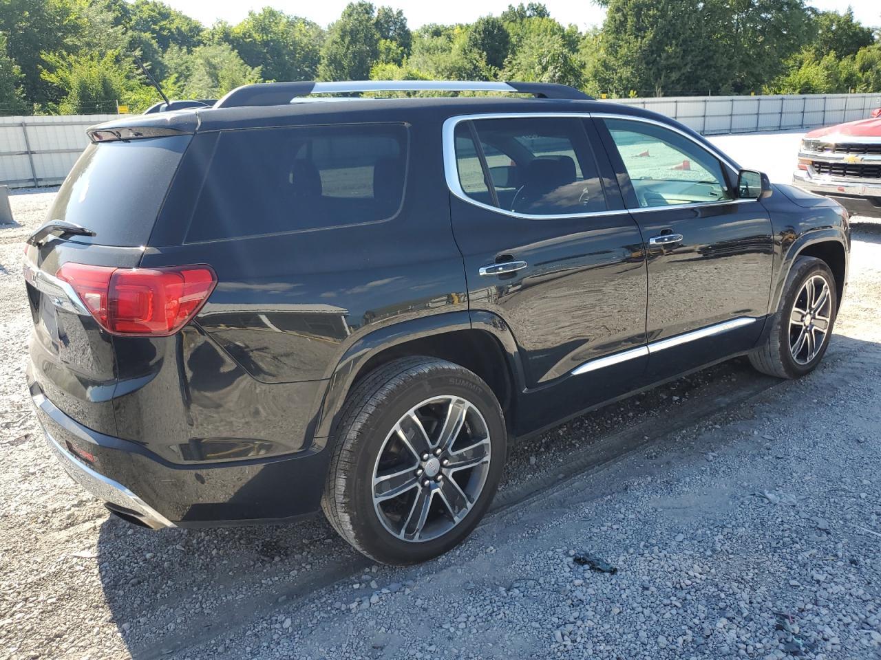2017 GMC ACADIA