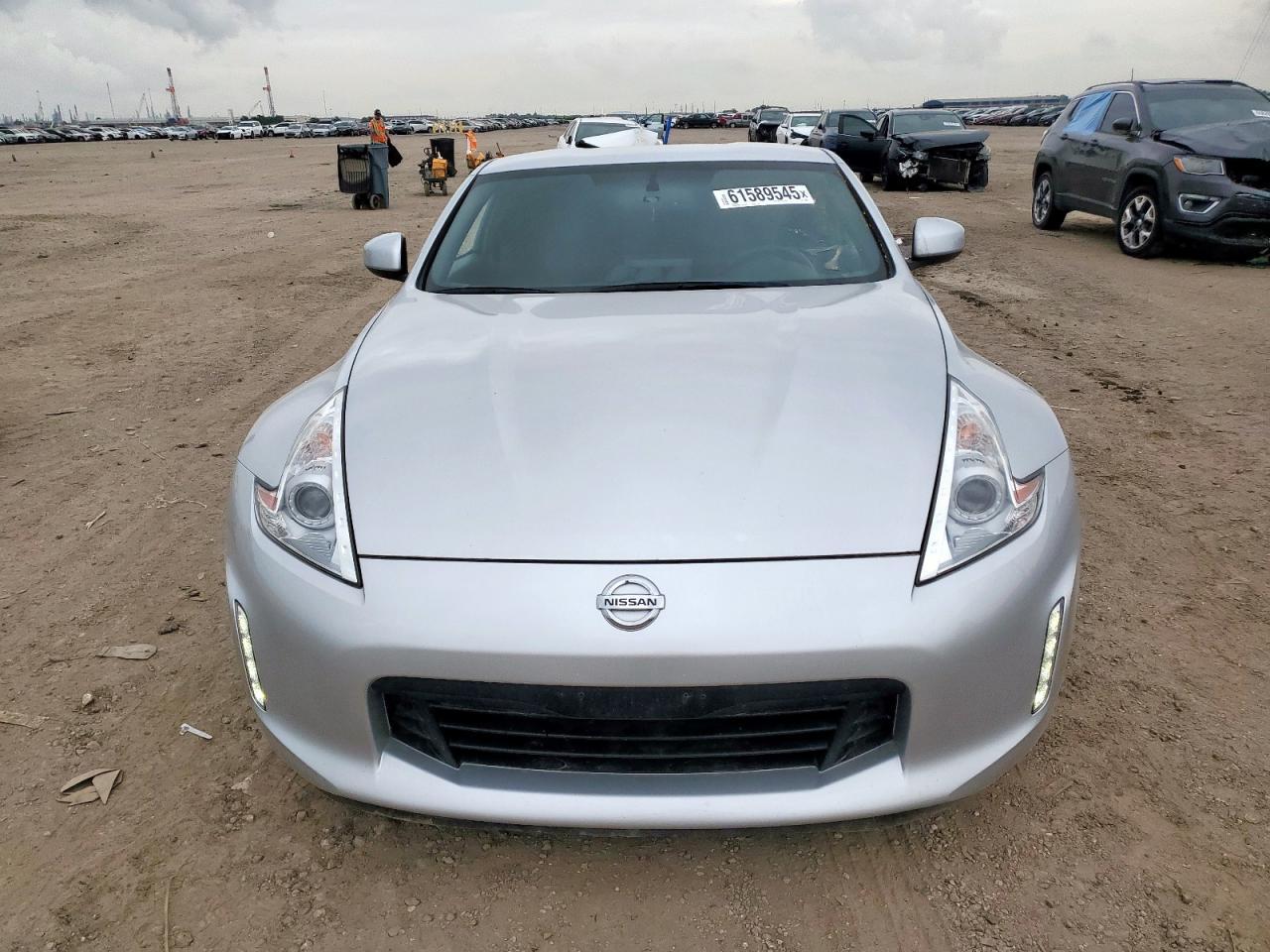 2016 NISSAN 370Z