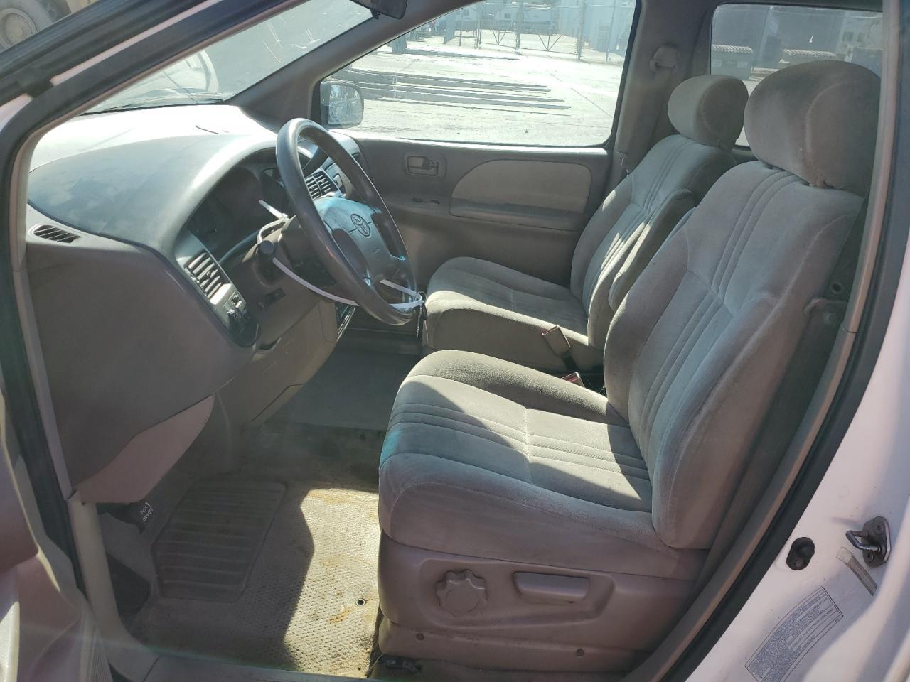 2000 TOYOTA SIENNA