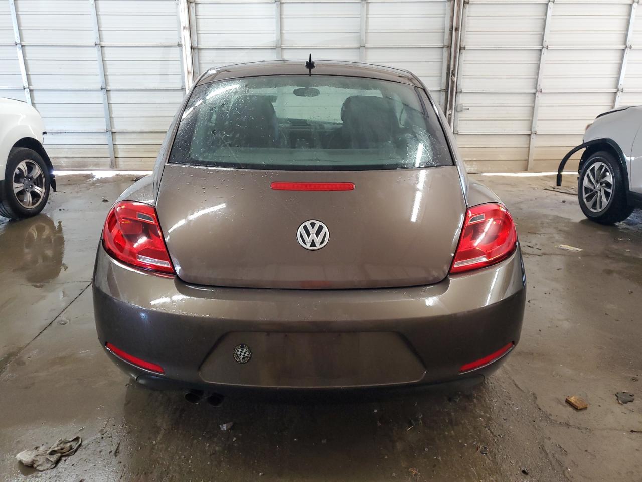 2012 VOLKSWAGEN Beetle