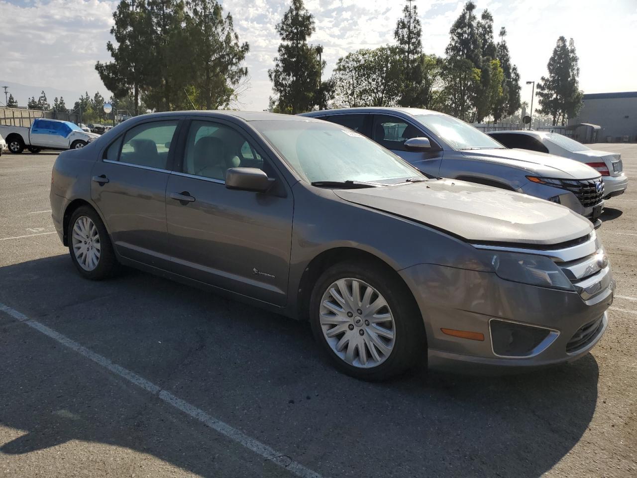 2010 FORD FUSION