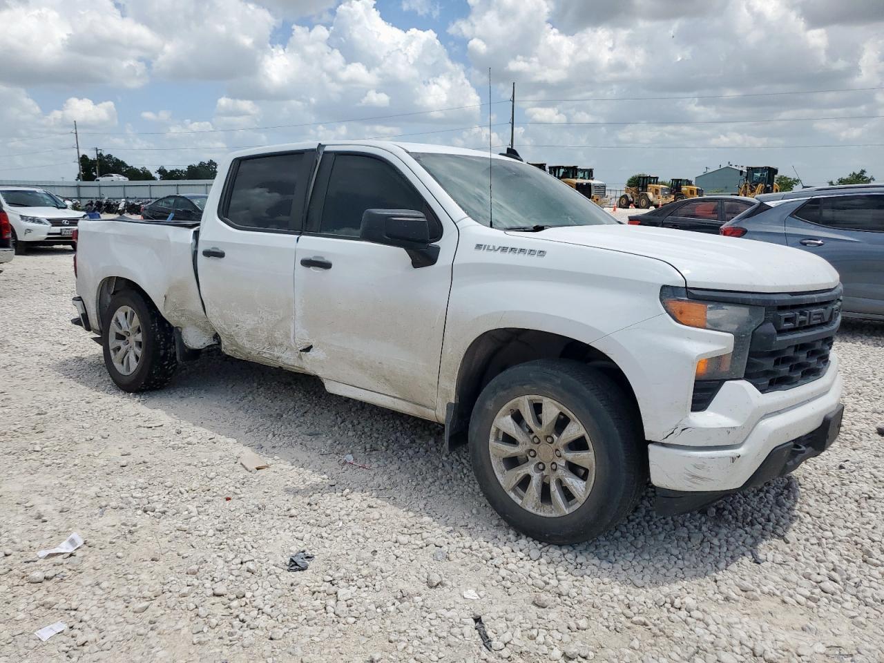 2024 CHEVROLET Silverado