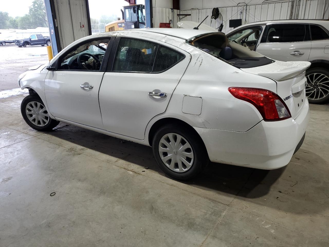 2019 NISSAN VERSA