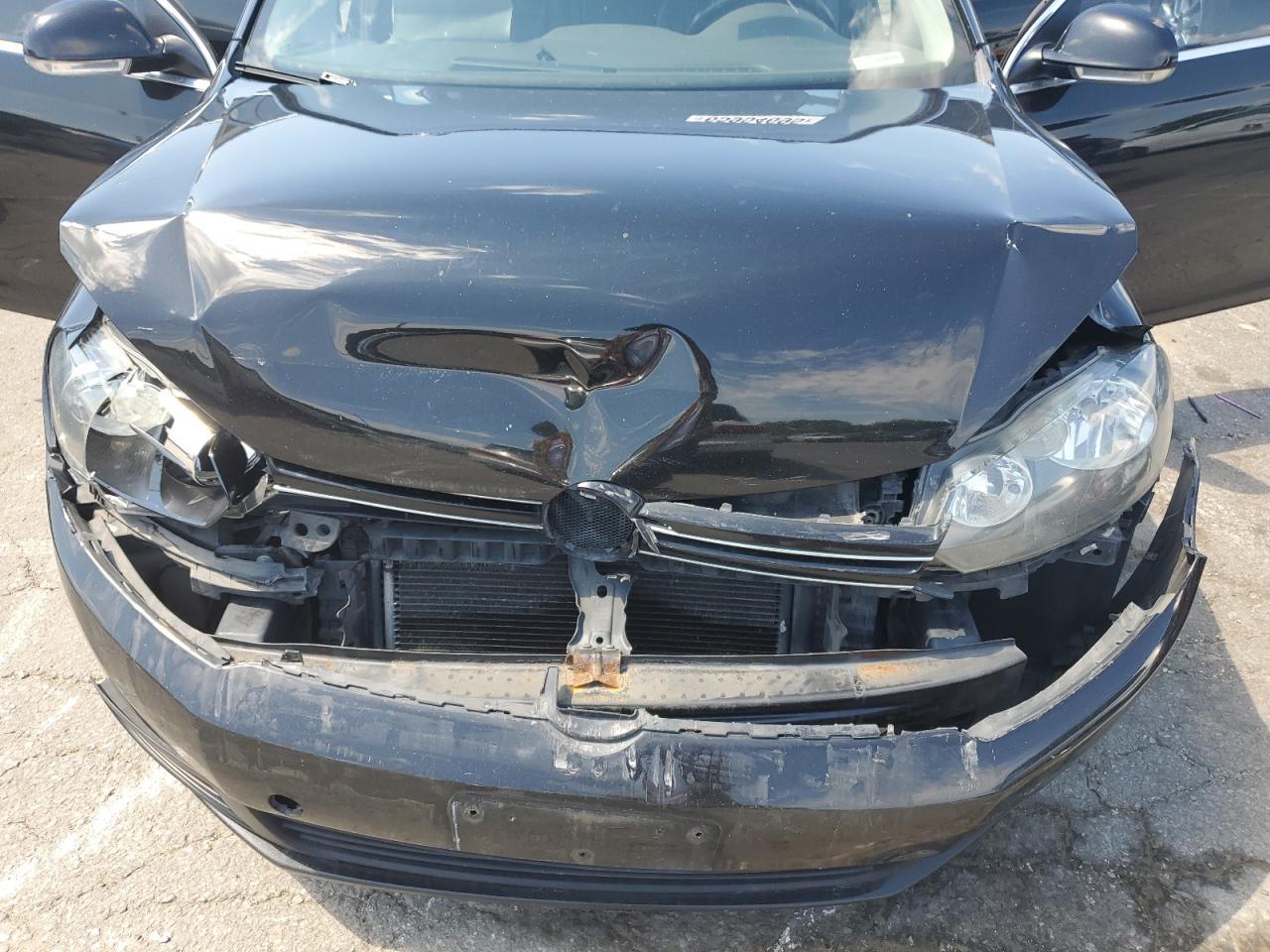 2011 VOLKSWAGEN JETTA