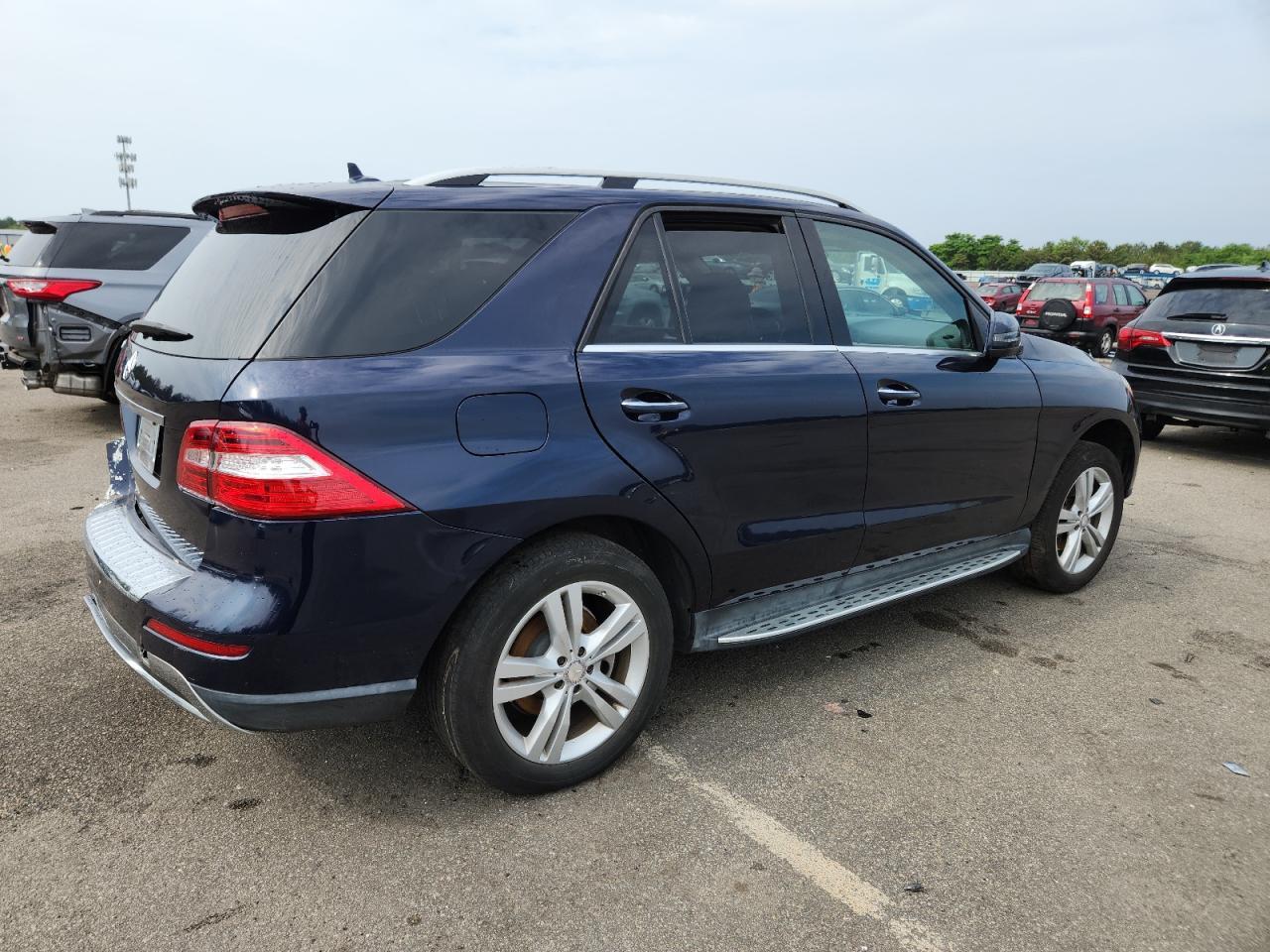 2015 MERCEDES-BENZ ML-Class