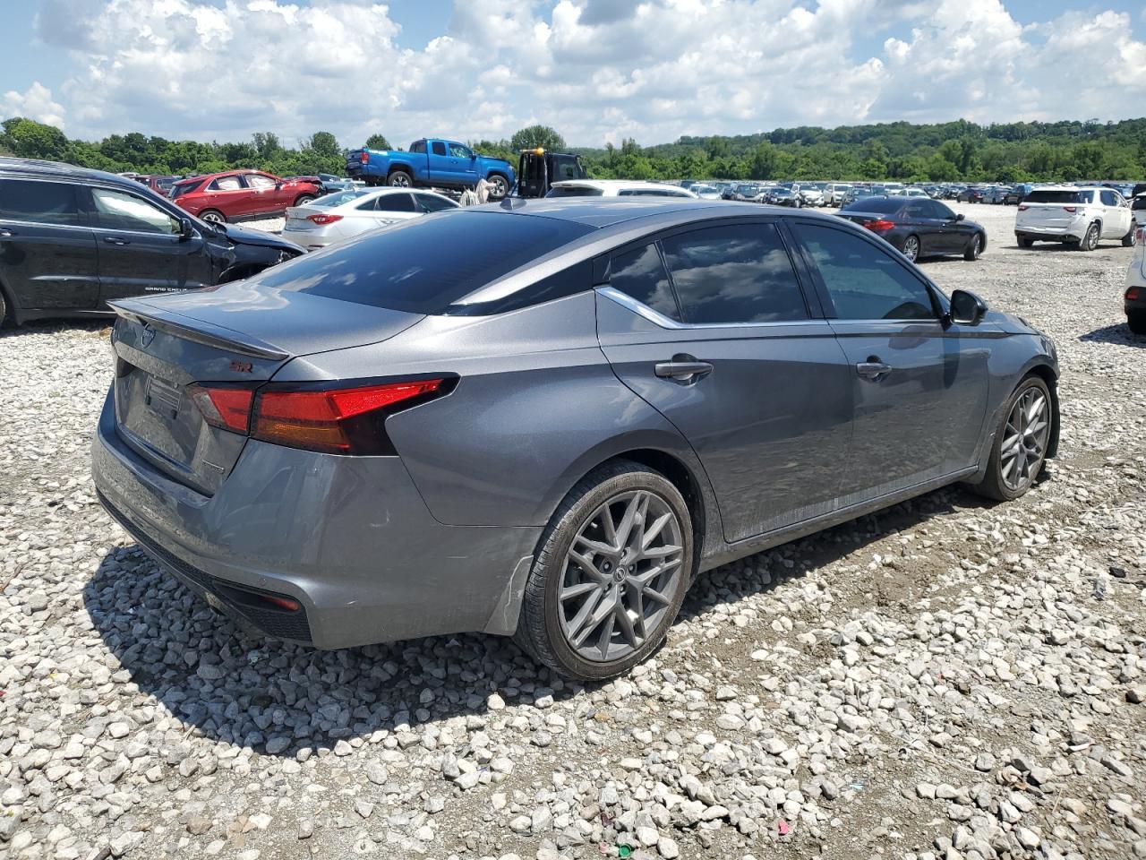 2024 NISSAN ALTIMA