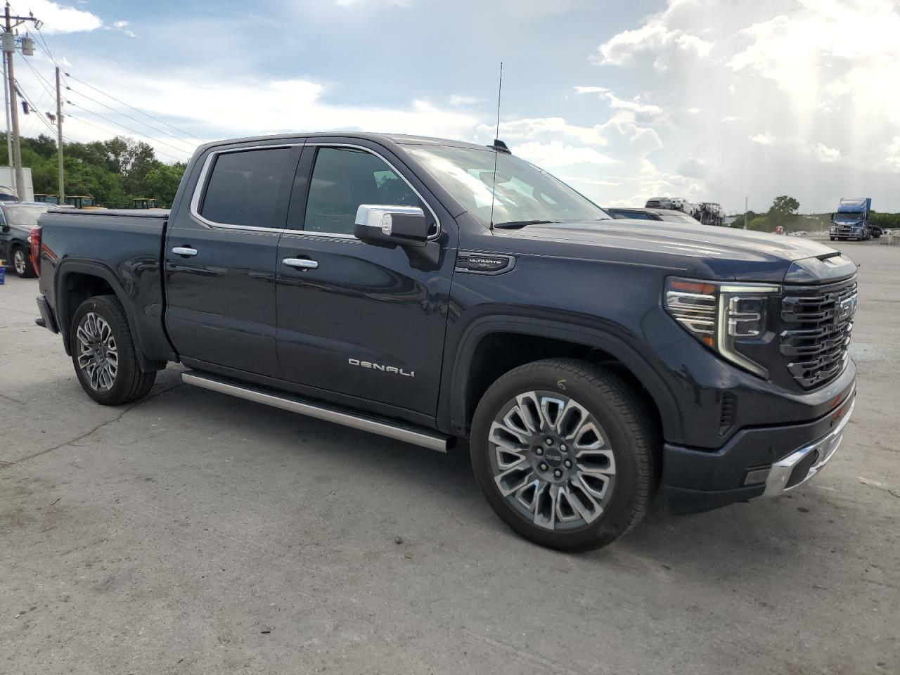 2024 GMC Sierra