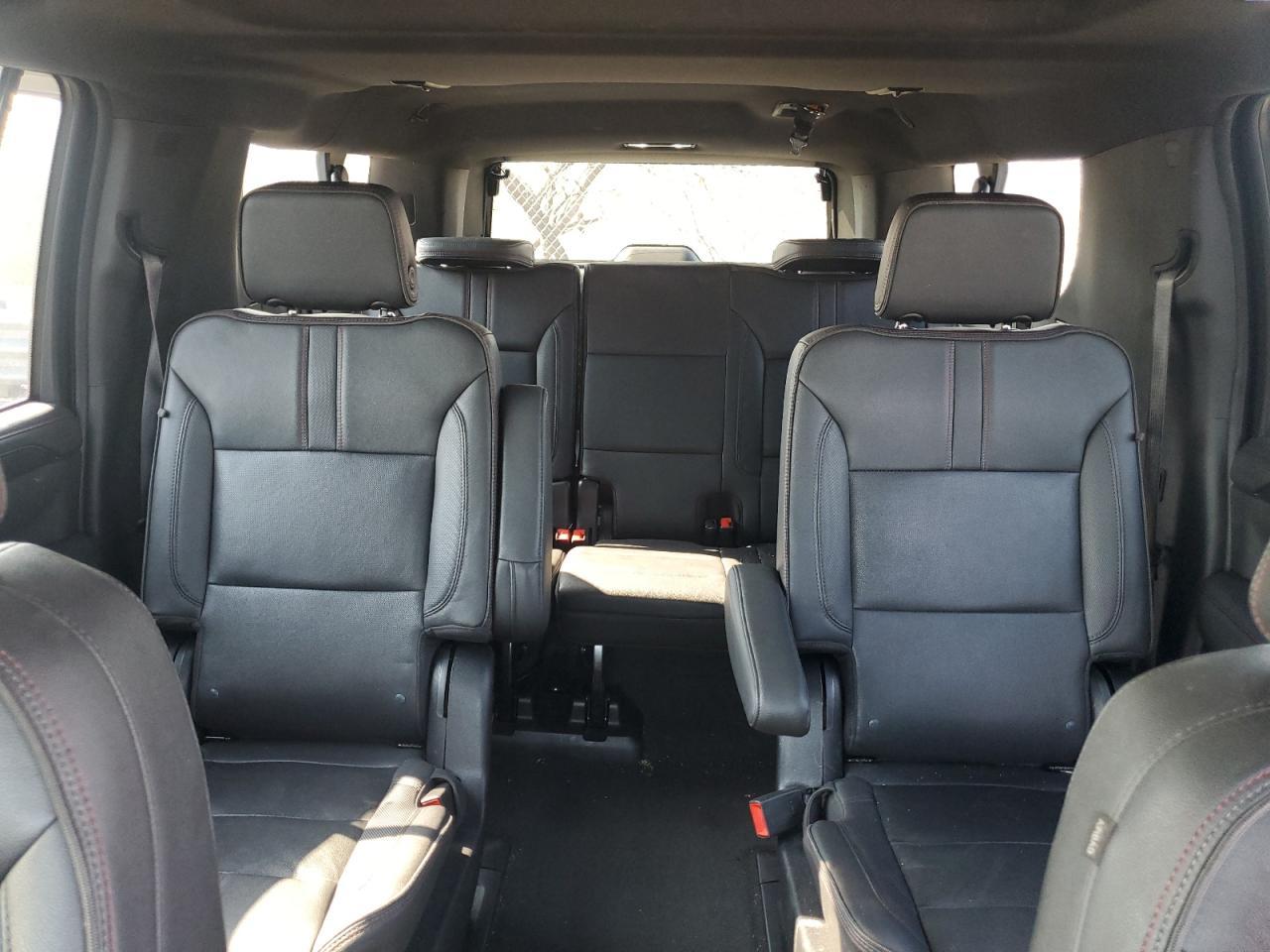 2022 CHEVROLET Suburban