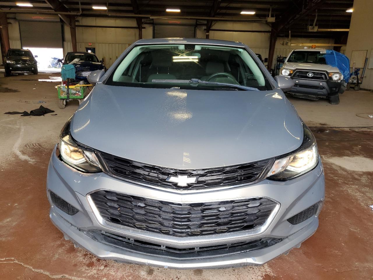 2017 CHEVROLET CRUZE
