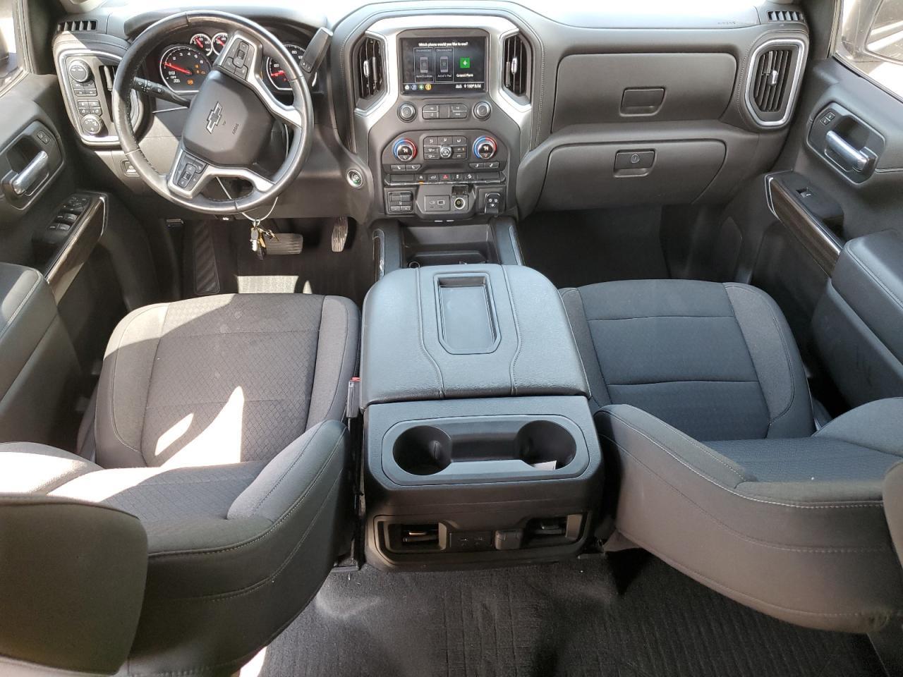 2021 CHEVROLET Silverado