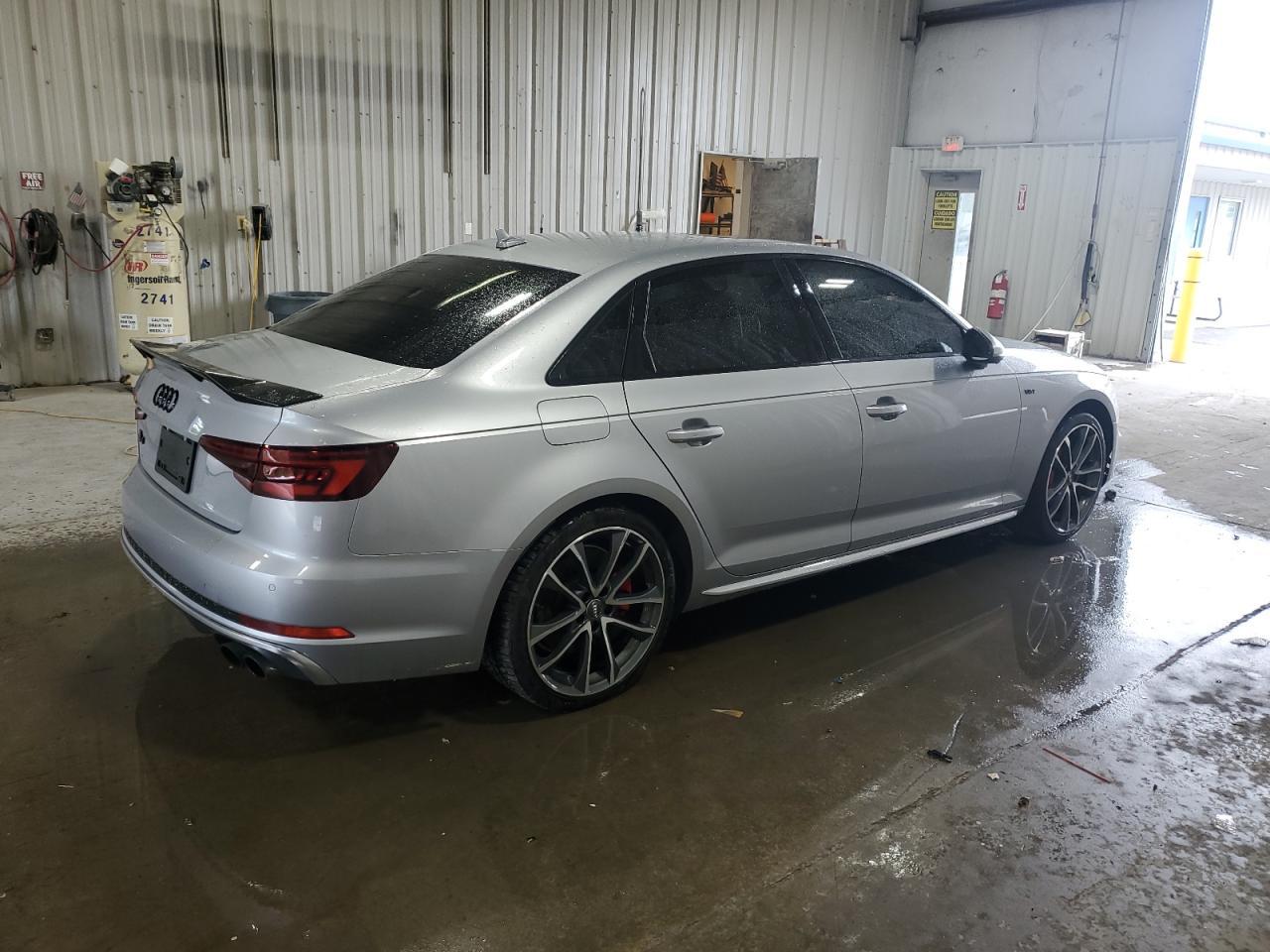 2018 AUDI S4