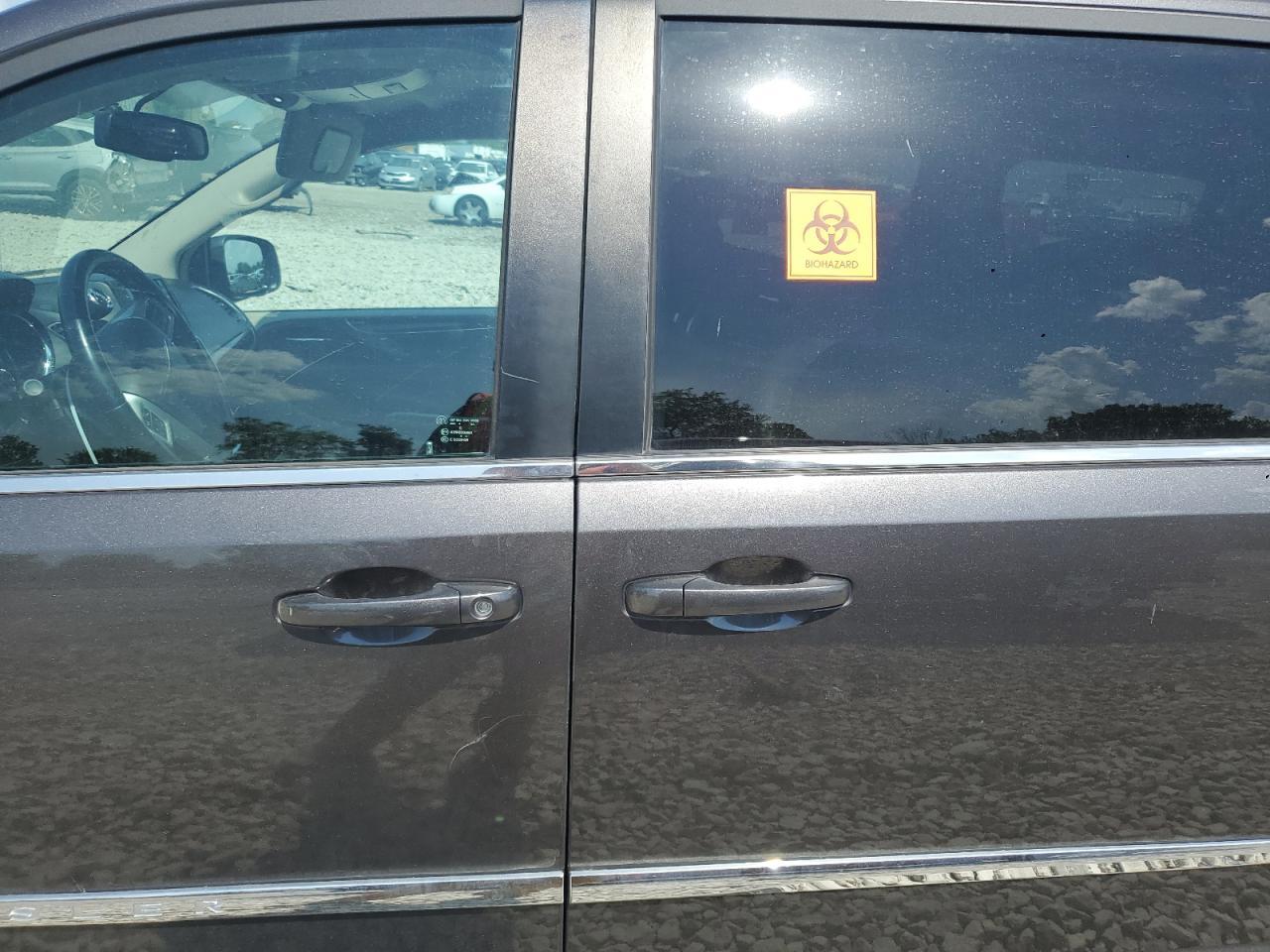 2015 CHRYSLER Town & Country