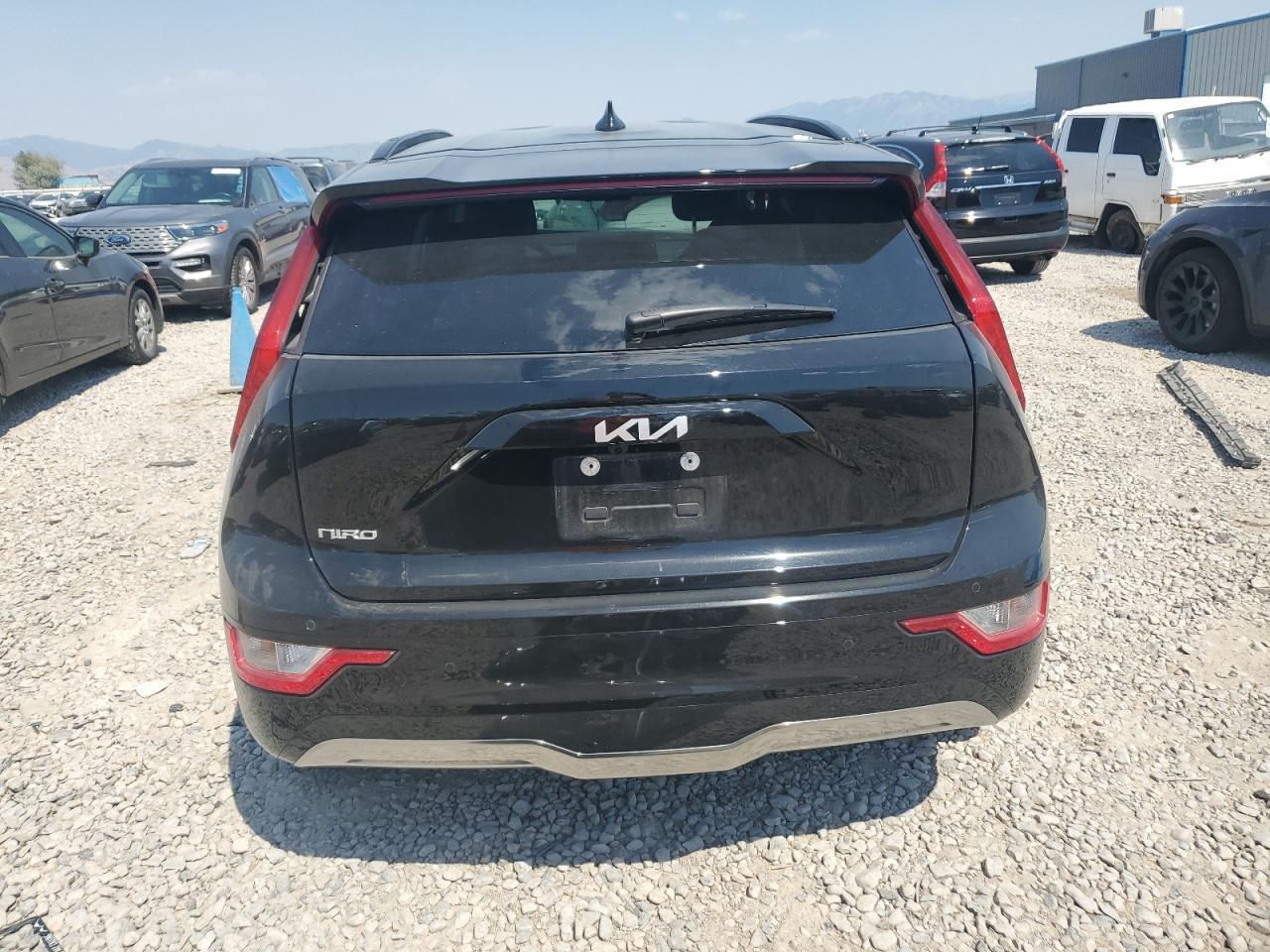 2025 KIA Niro