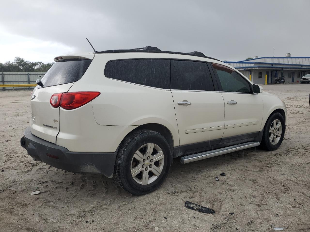 2011 CHEVROLET TRAVERSE