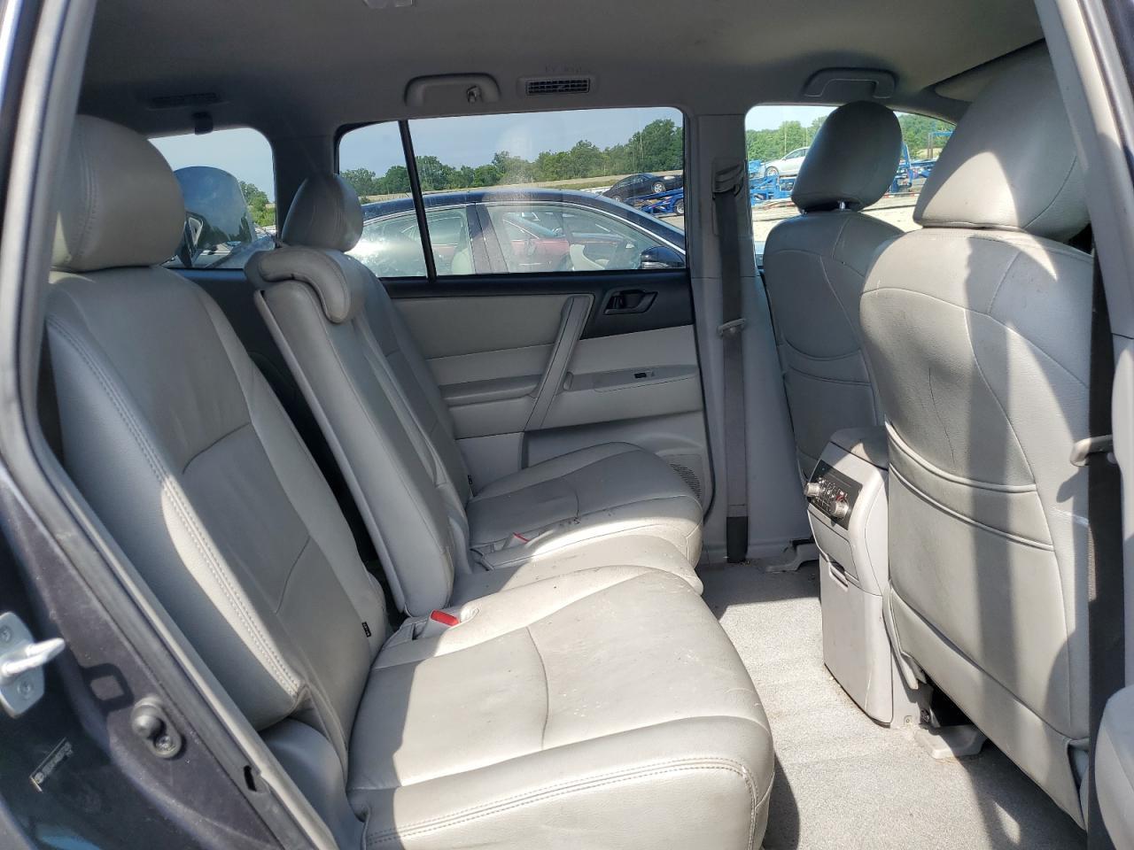 2008 TOYOTA HIGHLANDER