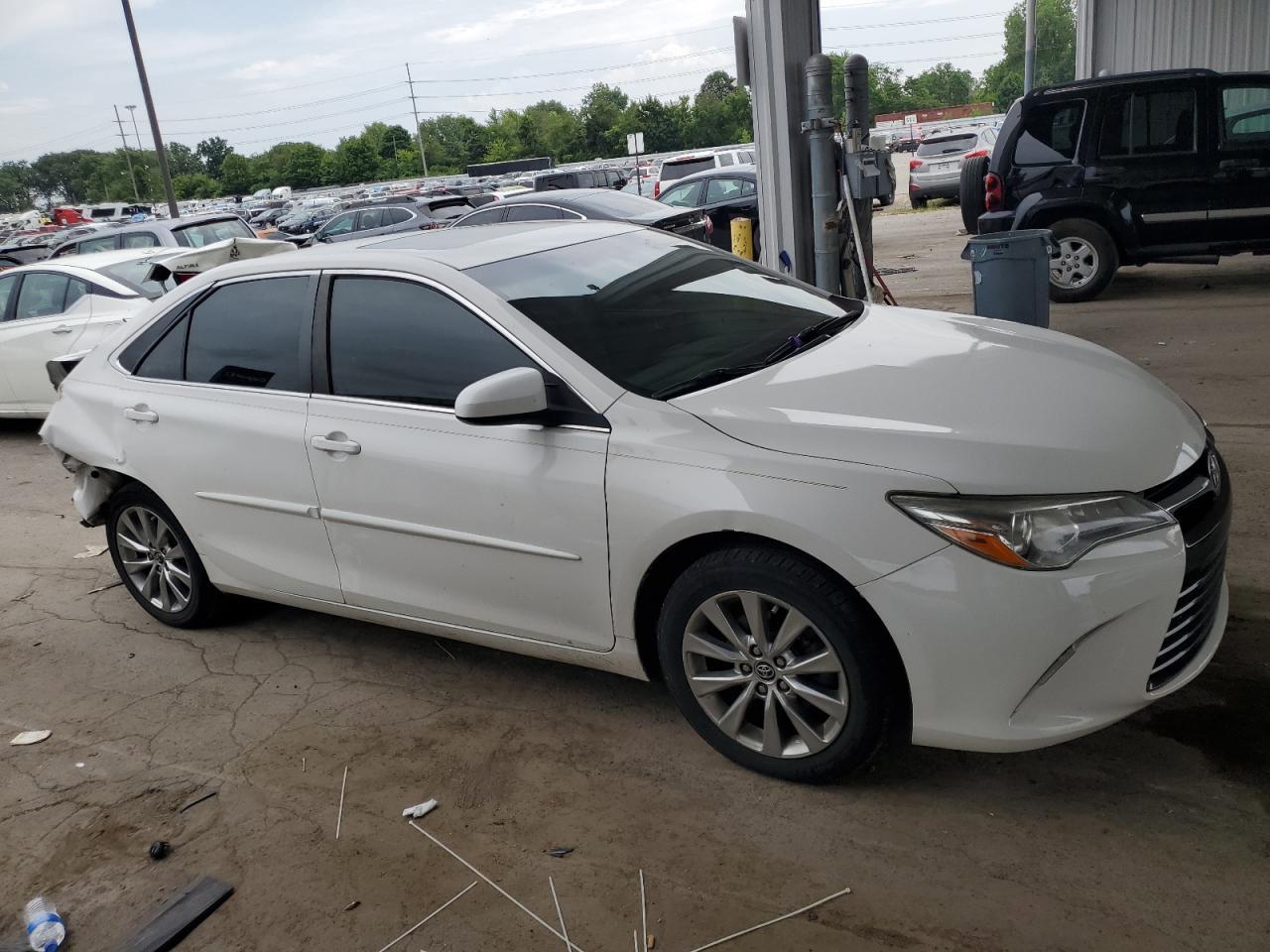 2015 TOYOTA CAMRY