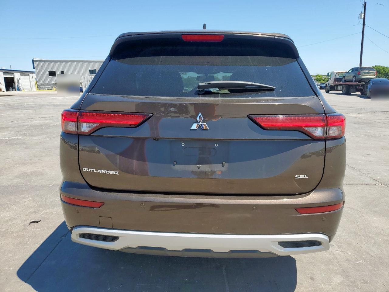 2023 MITSUBISHI outlander