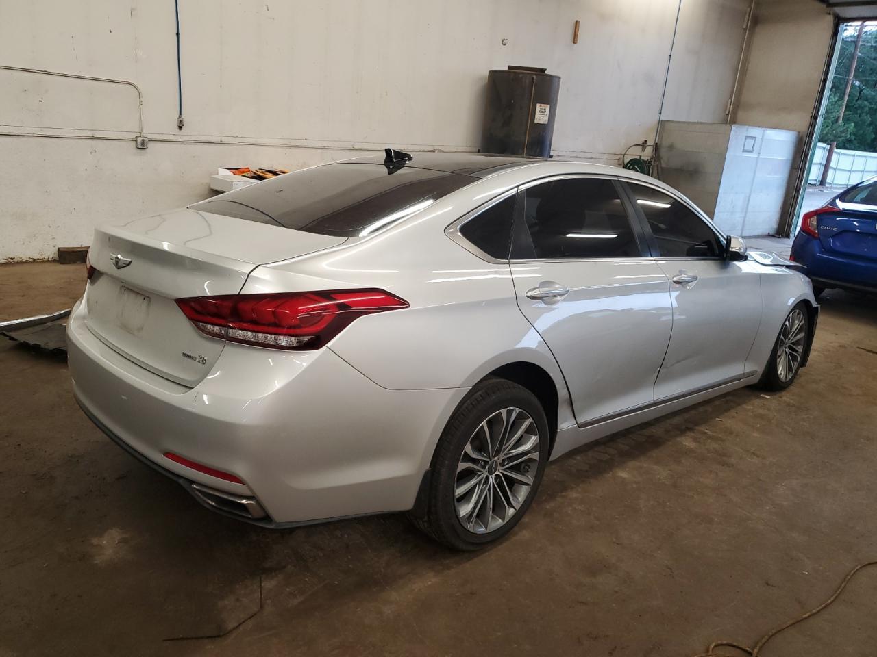 2016 HYUNDAI GENESIS