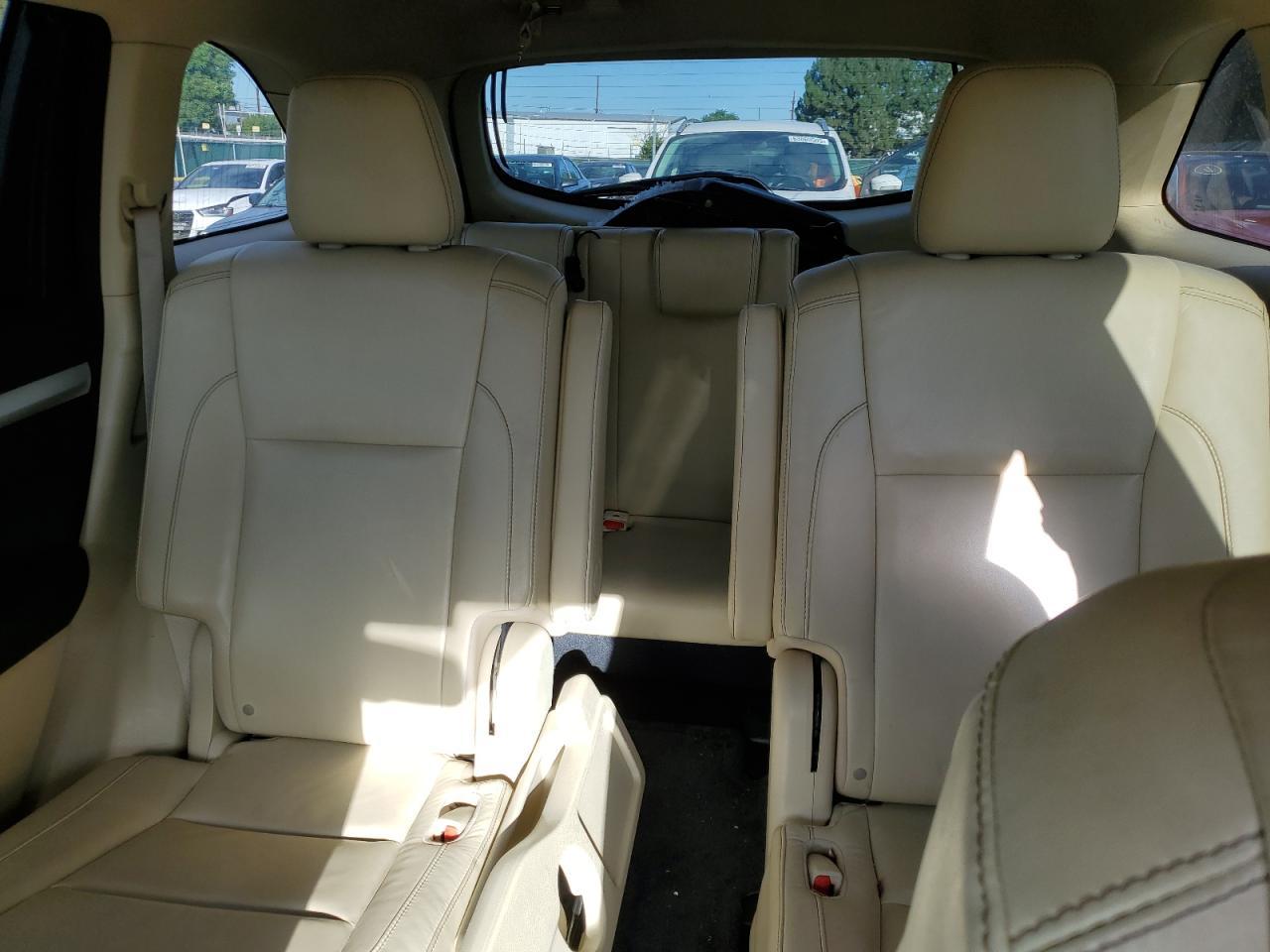 2016 TOYOTA HIGHLANDER