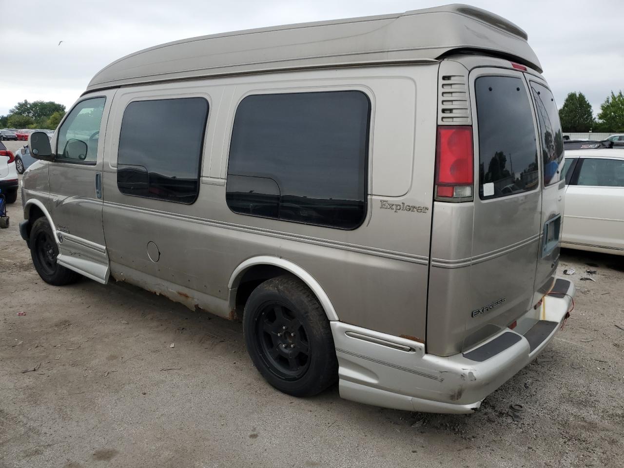 2002 CHEVROLET Express 1500