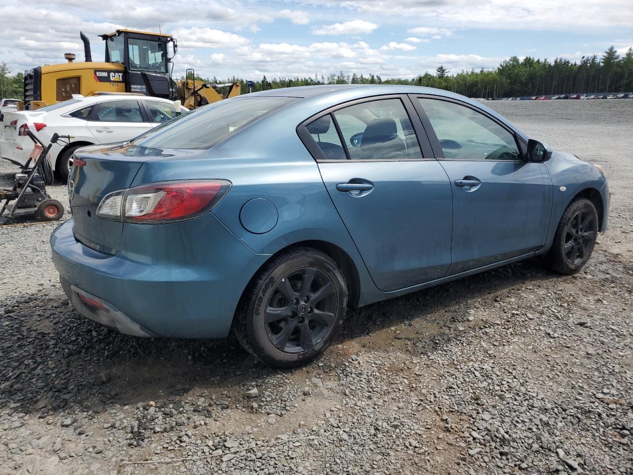 2010 MAZDA 3