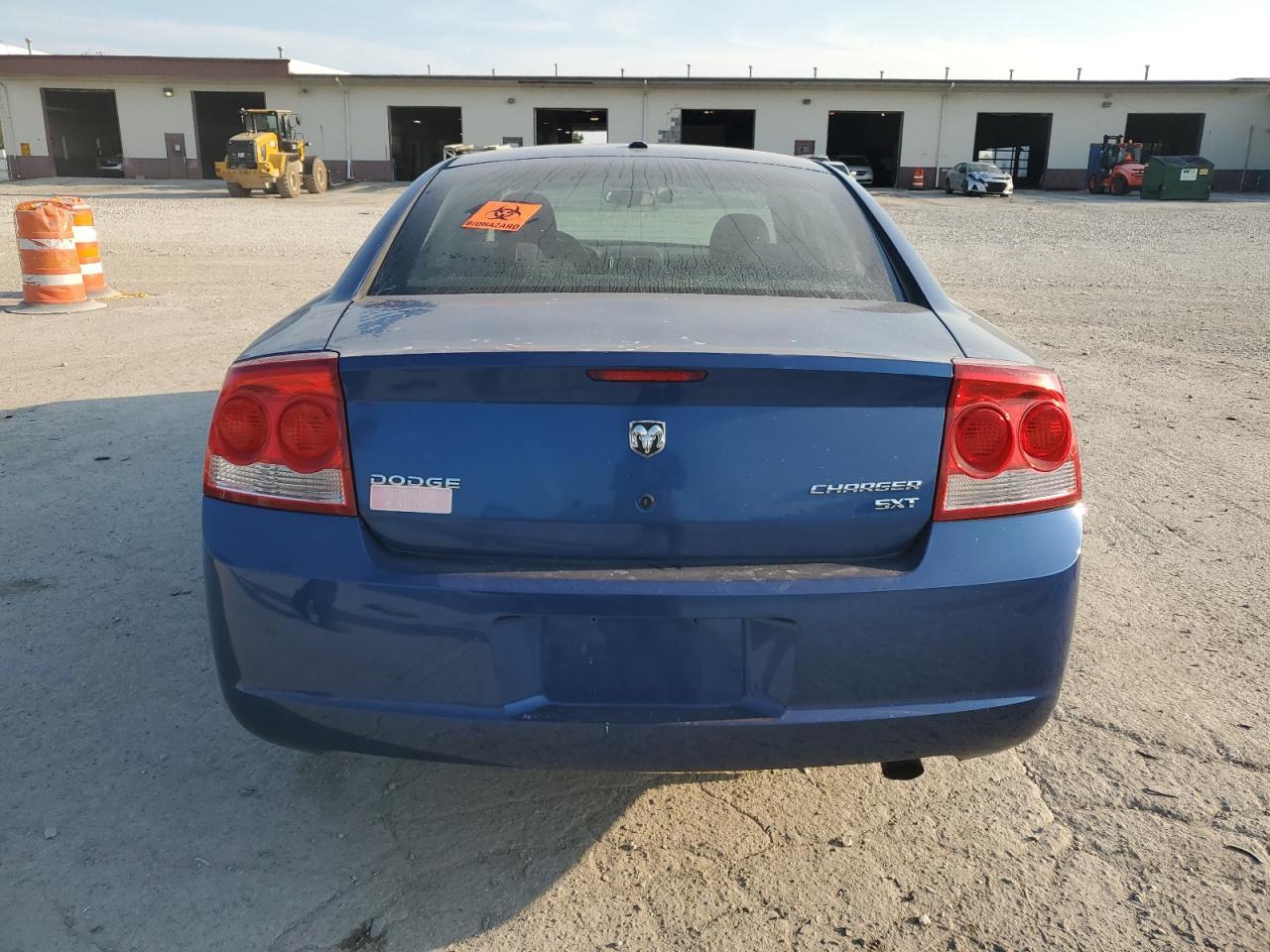 2010 DODGE CHARGER